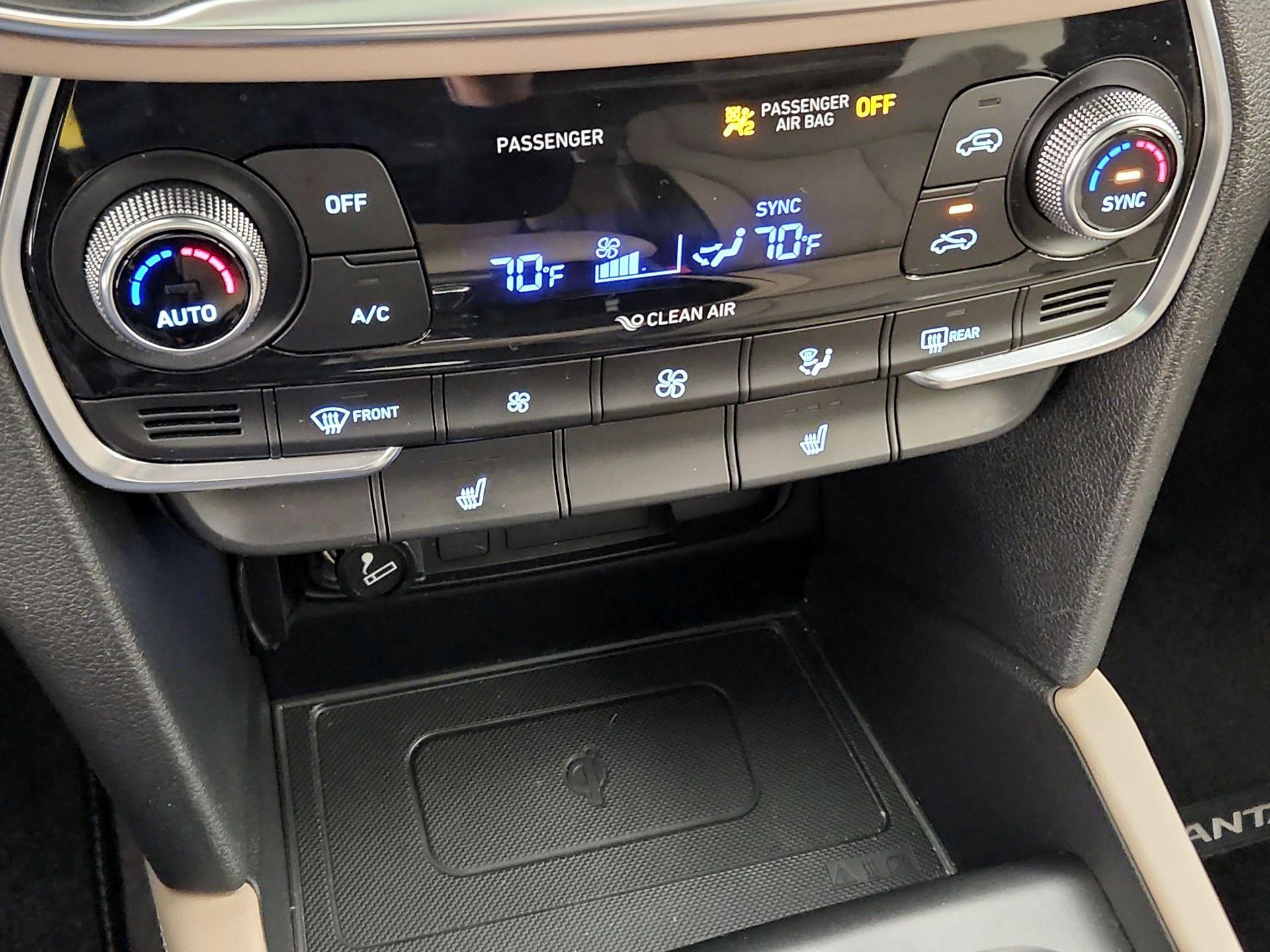 Thumbnail: 2020 Hyundai Santa Fe - 16