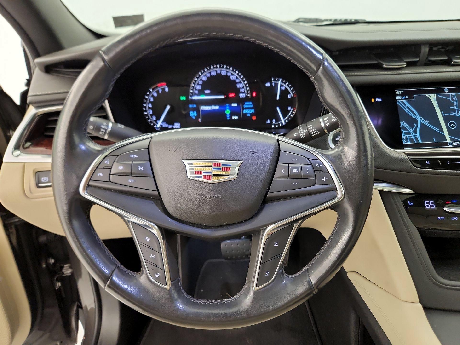 Thumbnail: 2019 Cadillac XT5 - 10