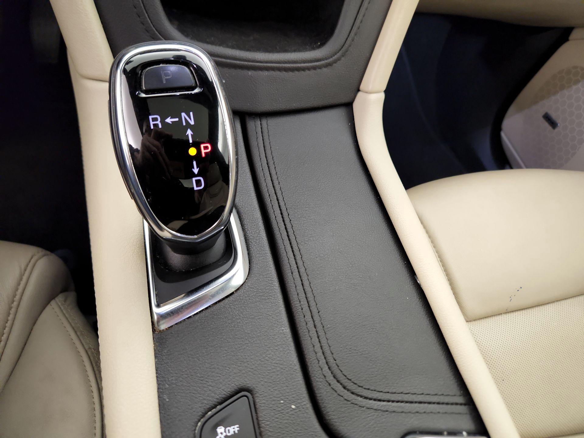 Thumbnail: 2019 Cadillac XT5 - 18