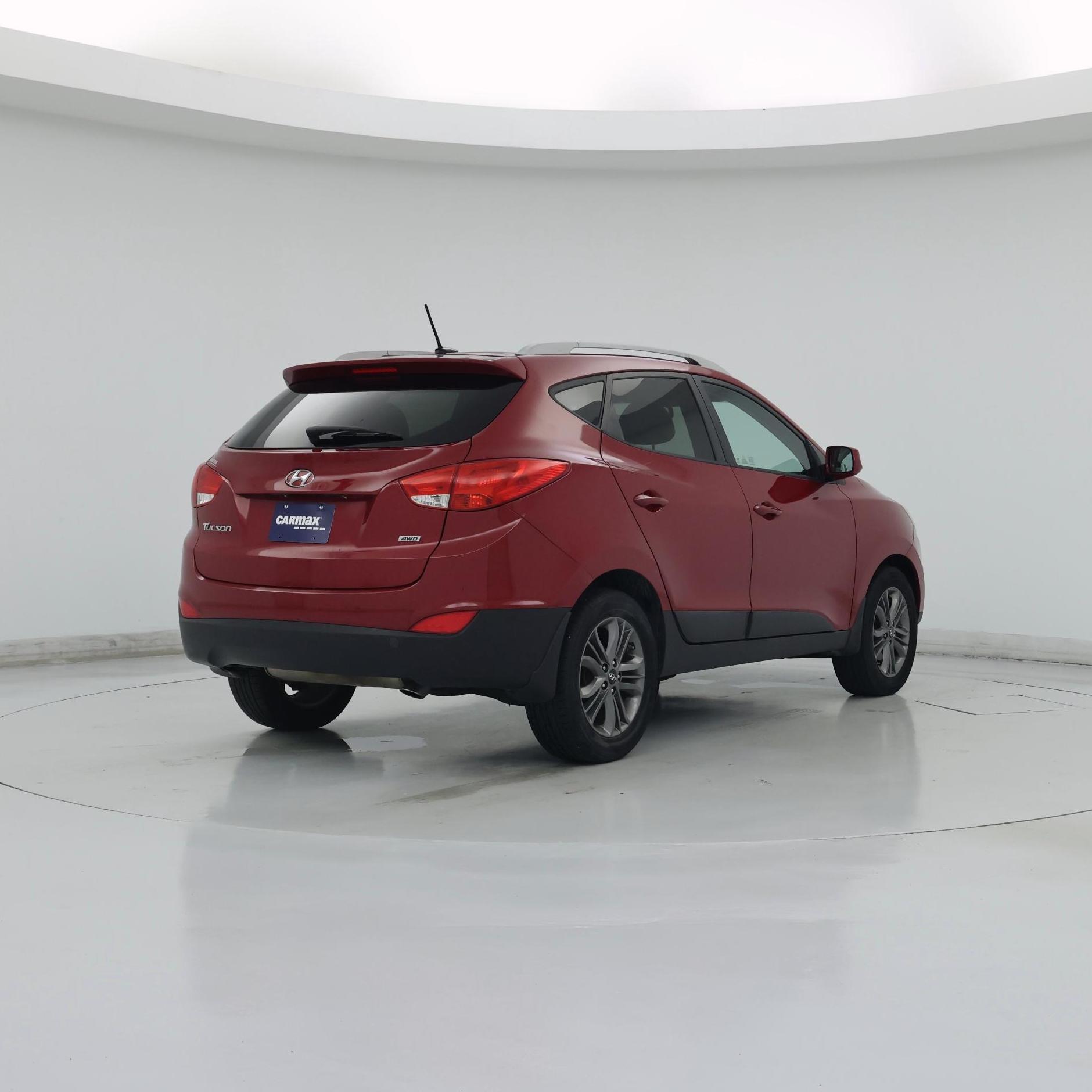 Thumbnail: 2015 Hyundai Tucson - 8