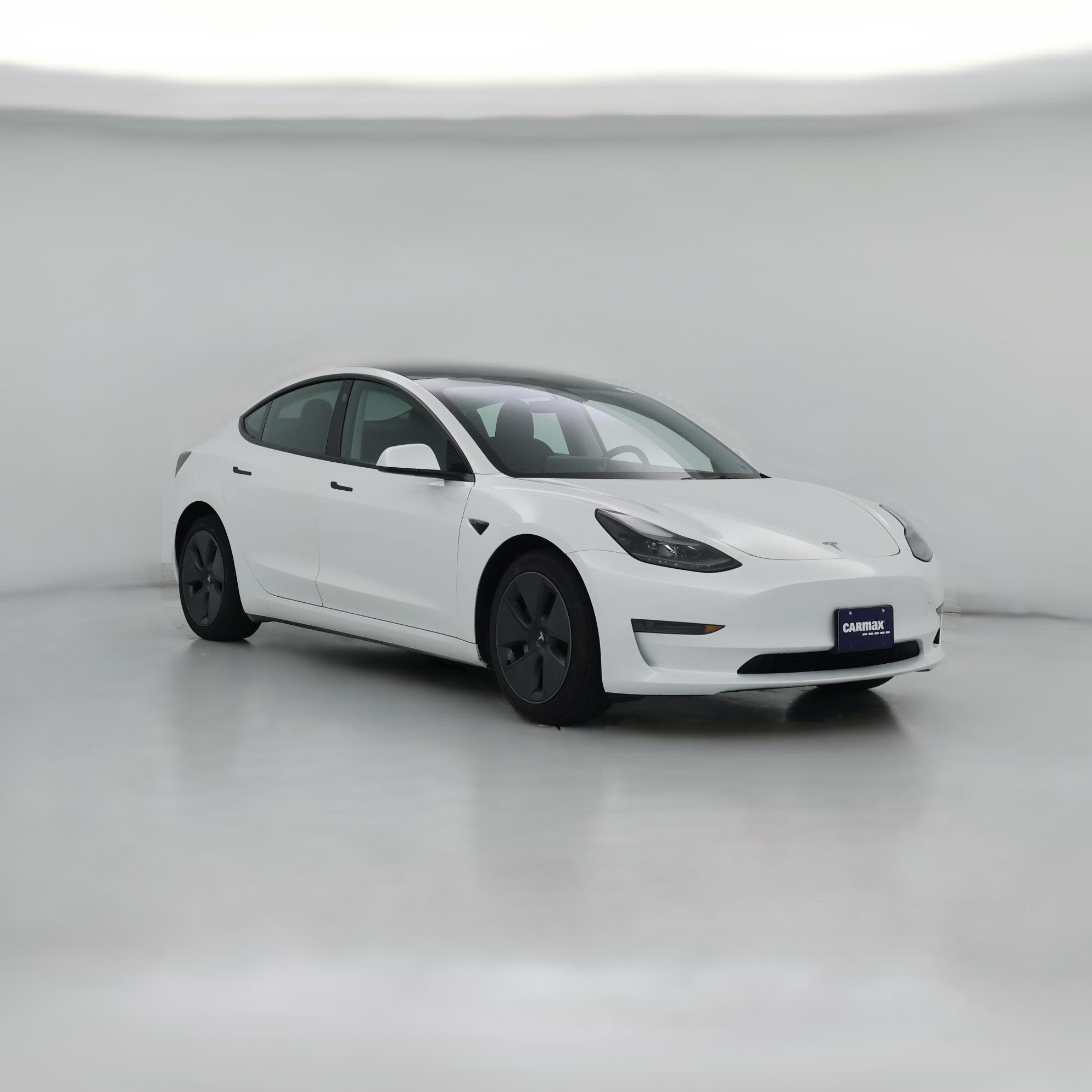Thumbnail: 2023 Tesla Model 3 - 1