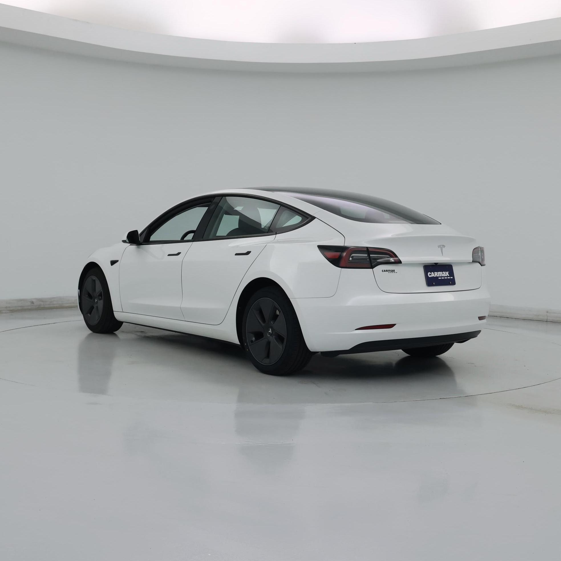 Thumbnail: 2023 Tesla Model 3 - 2