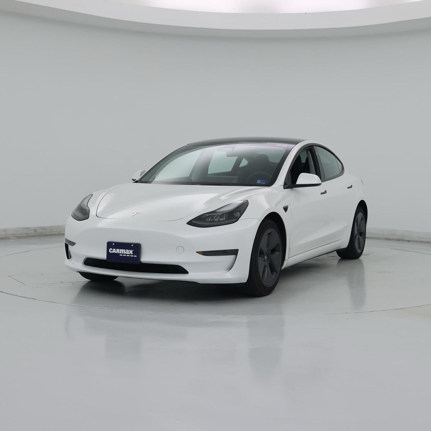 Thumbnail: 2023 Tesla Model 3 - 4