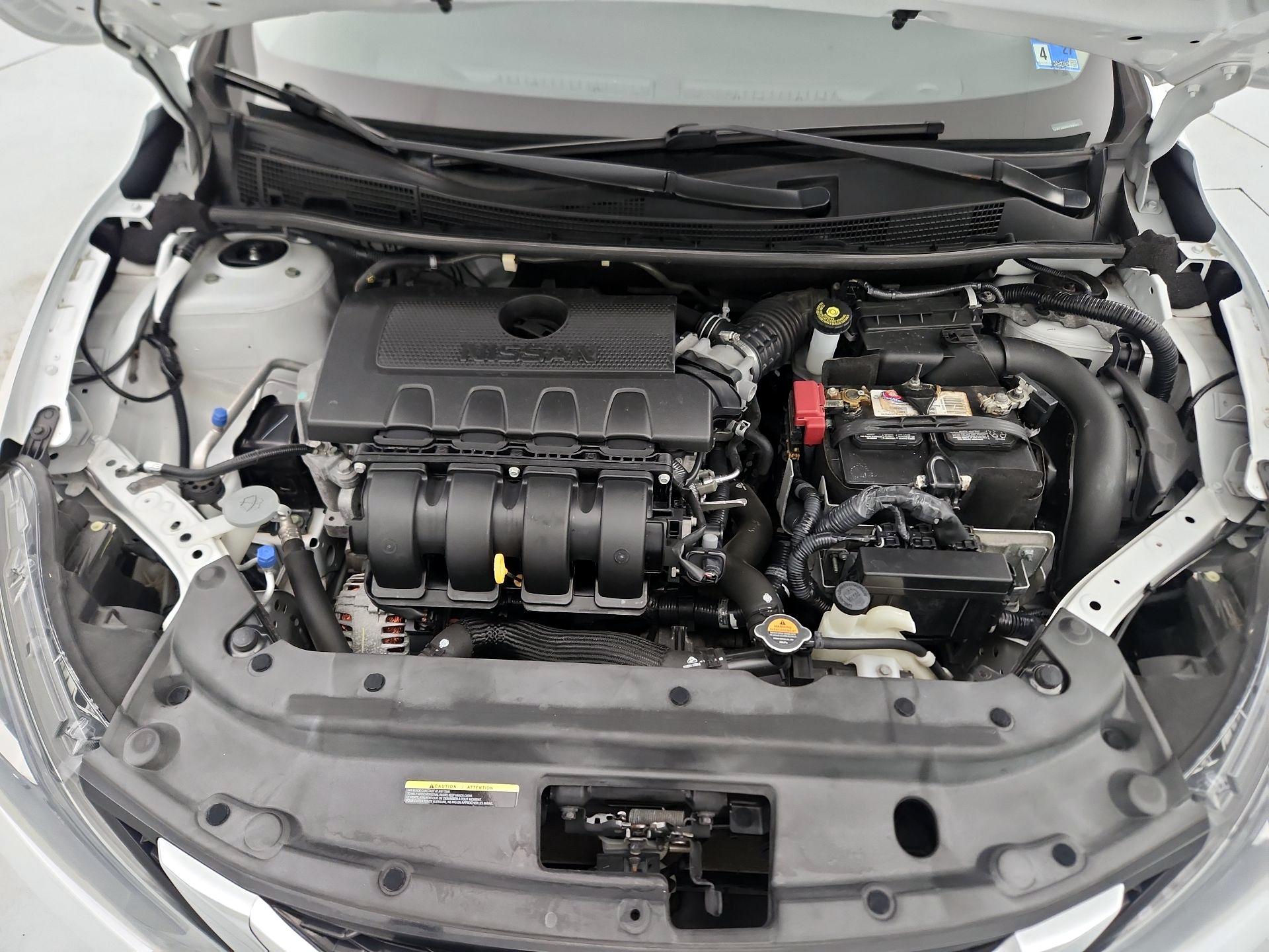 Thumbnail: 2016 Nissan Sentra - 18