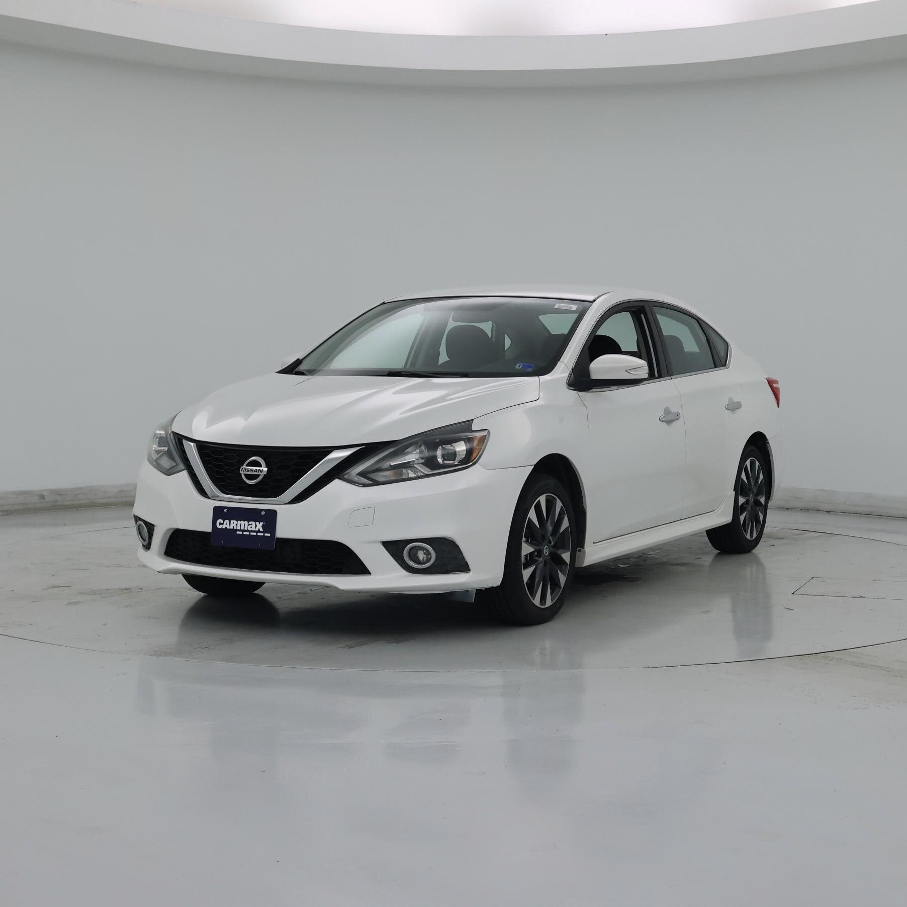 Thumbnail: 2016 Nissan Sentra - 4