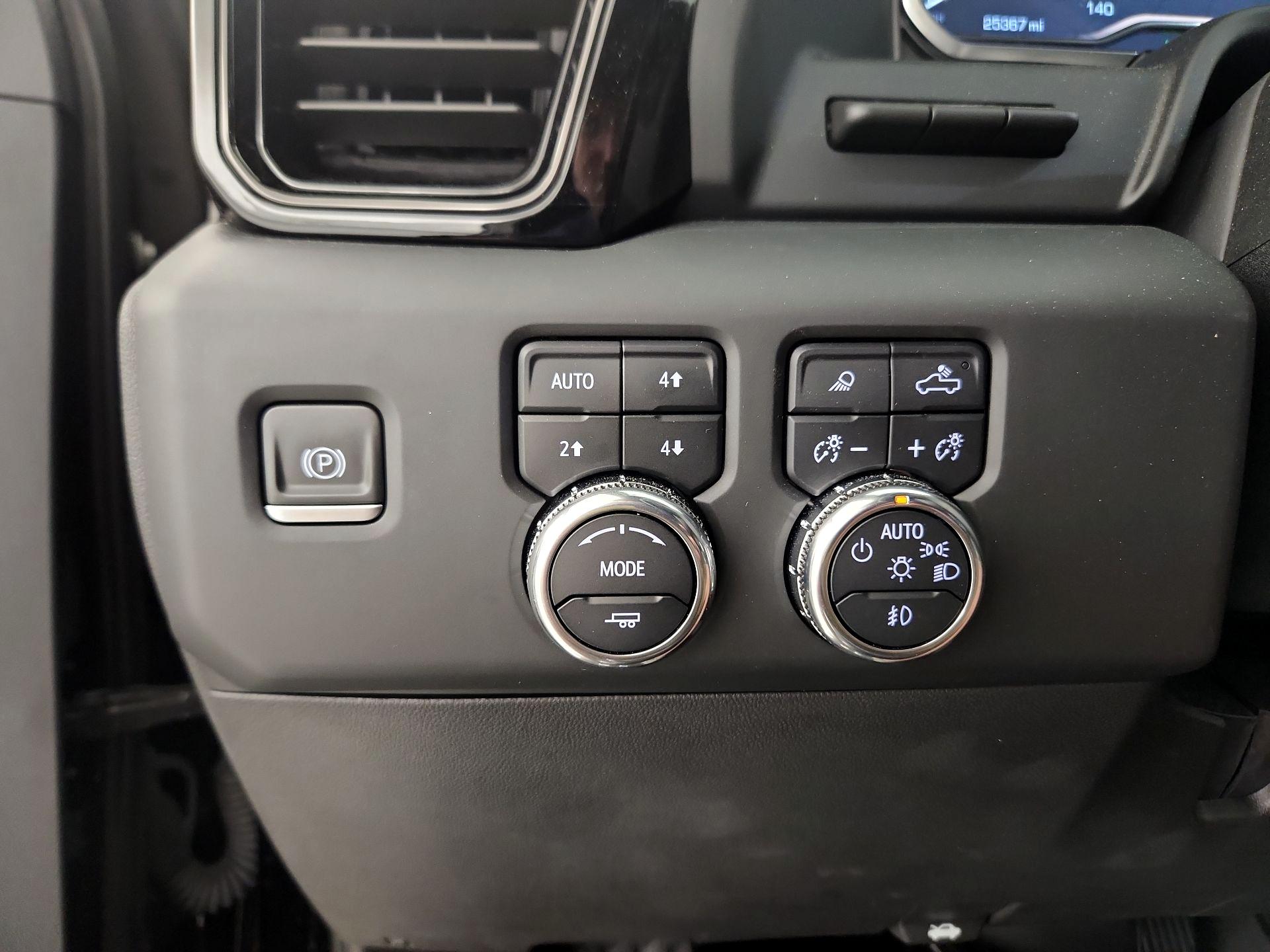 Thumbnail: 2024 GMC Sierra 2500 - 13