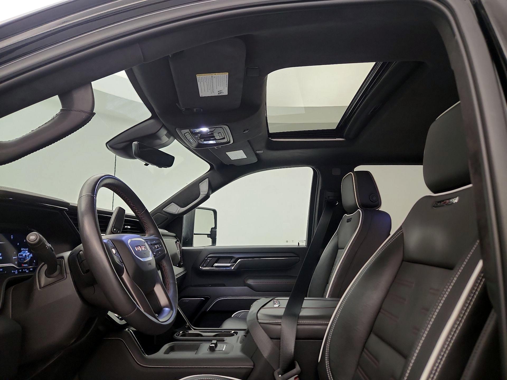 Thumbnail: 2024 GMC Sierra 2500 - 19