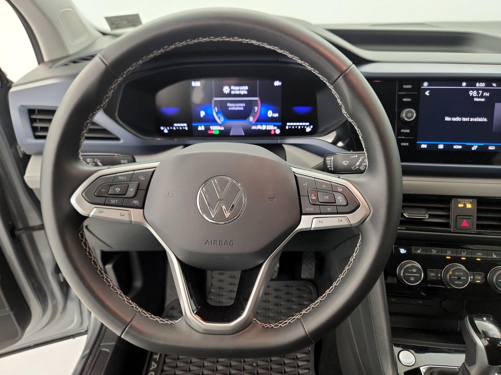 Thumbnail: 2024 Volkswagen Taos - 10