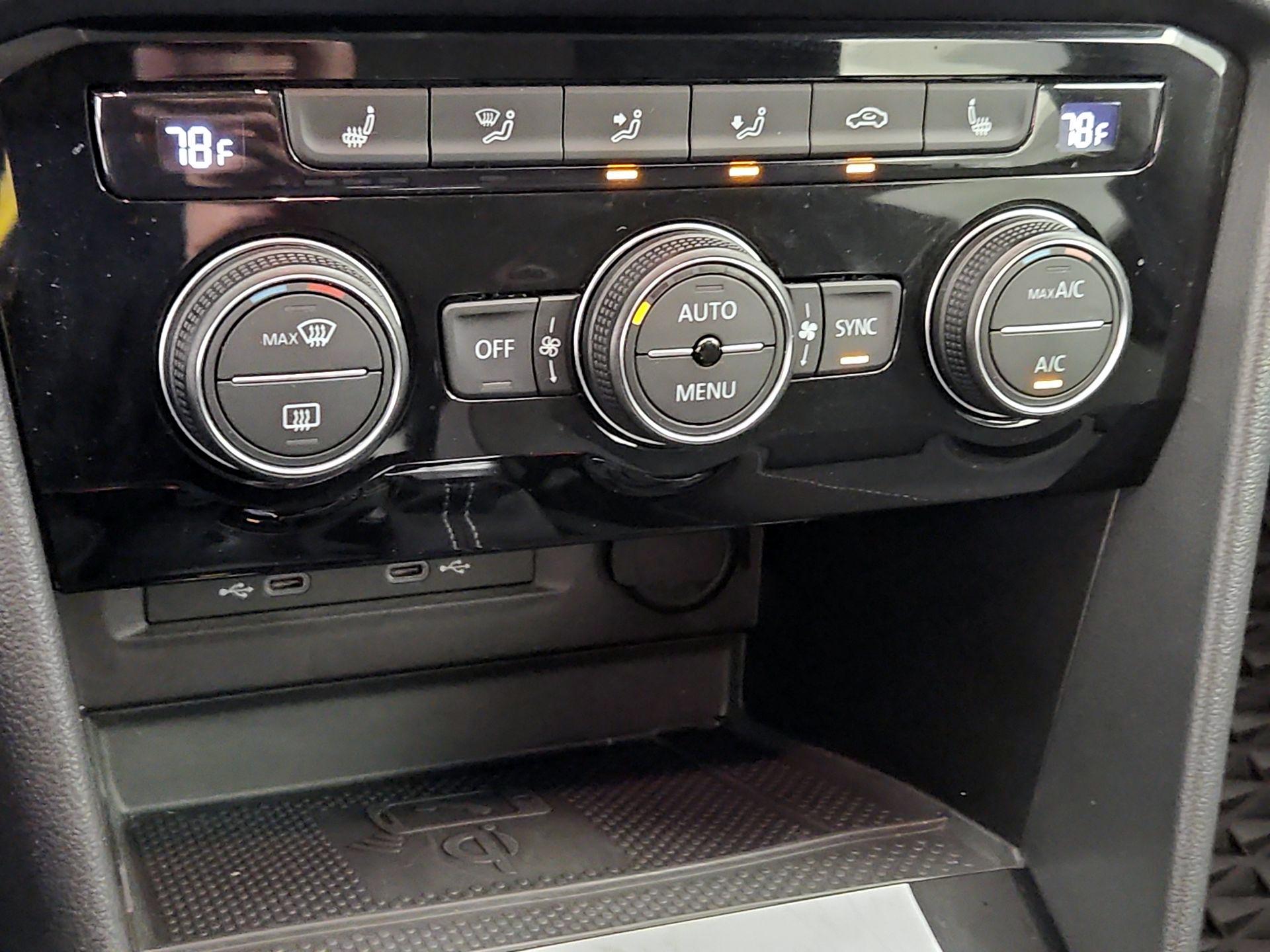 Thumbnail: 2024 Volkswagen Taos - 16