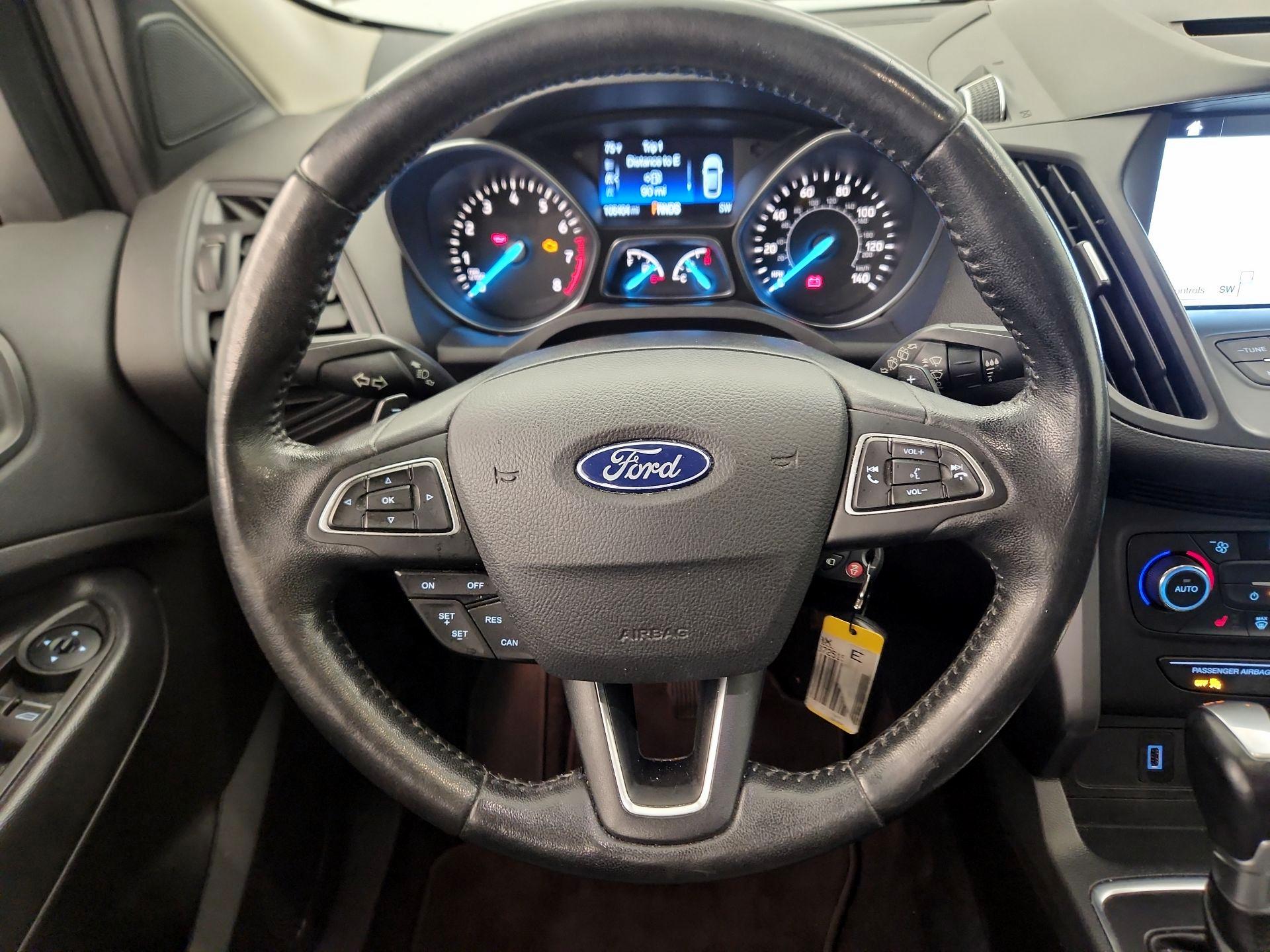 Thumbnail: 2017 Ford Escape - 10