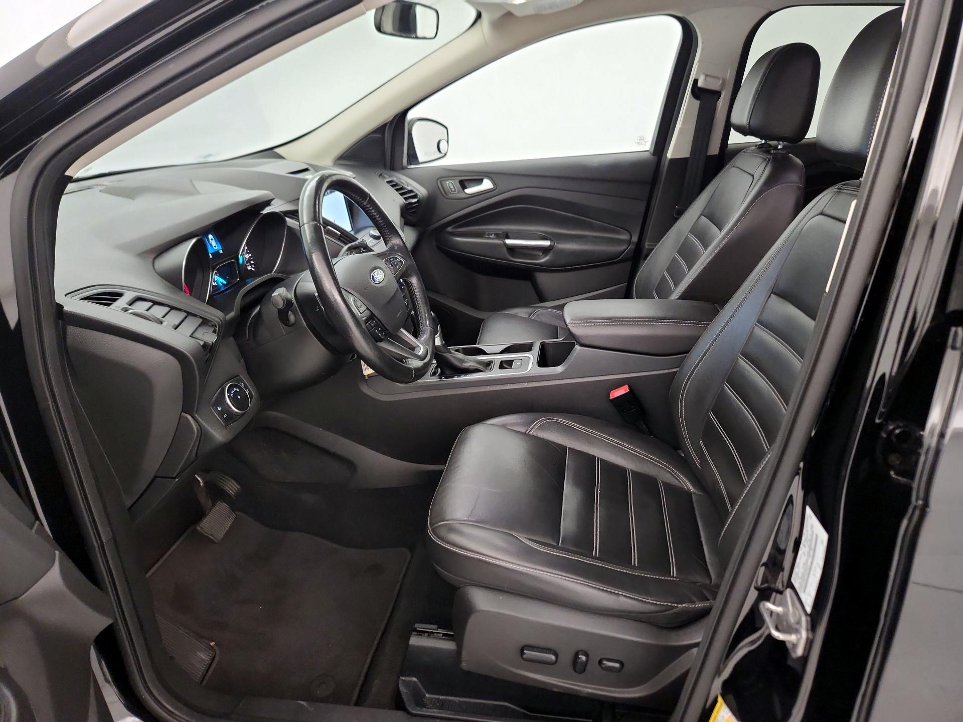 Thumbnail: 2017 Ford Escape - 11