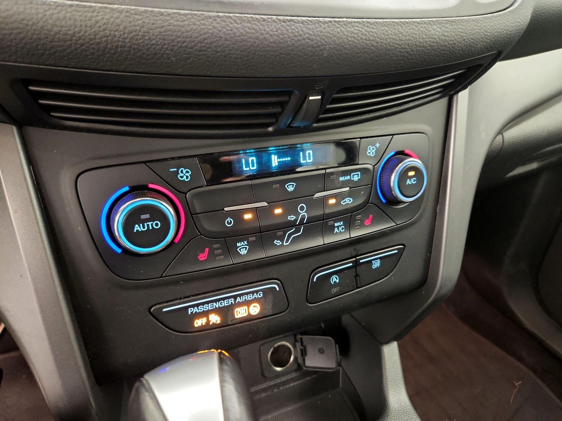 Thumbnail: 2017 Ford Escape - 17
