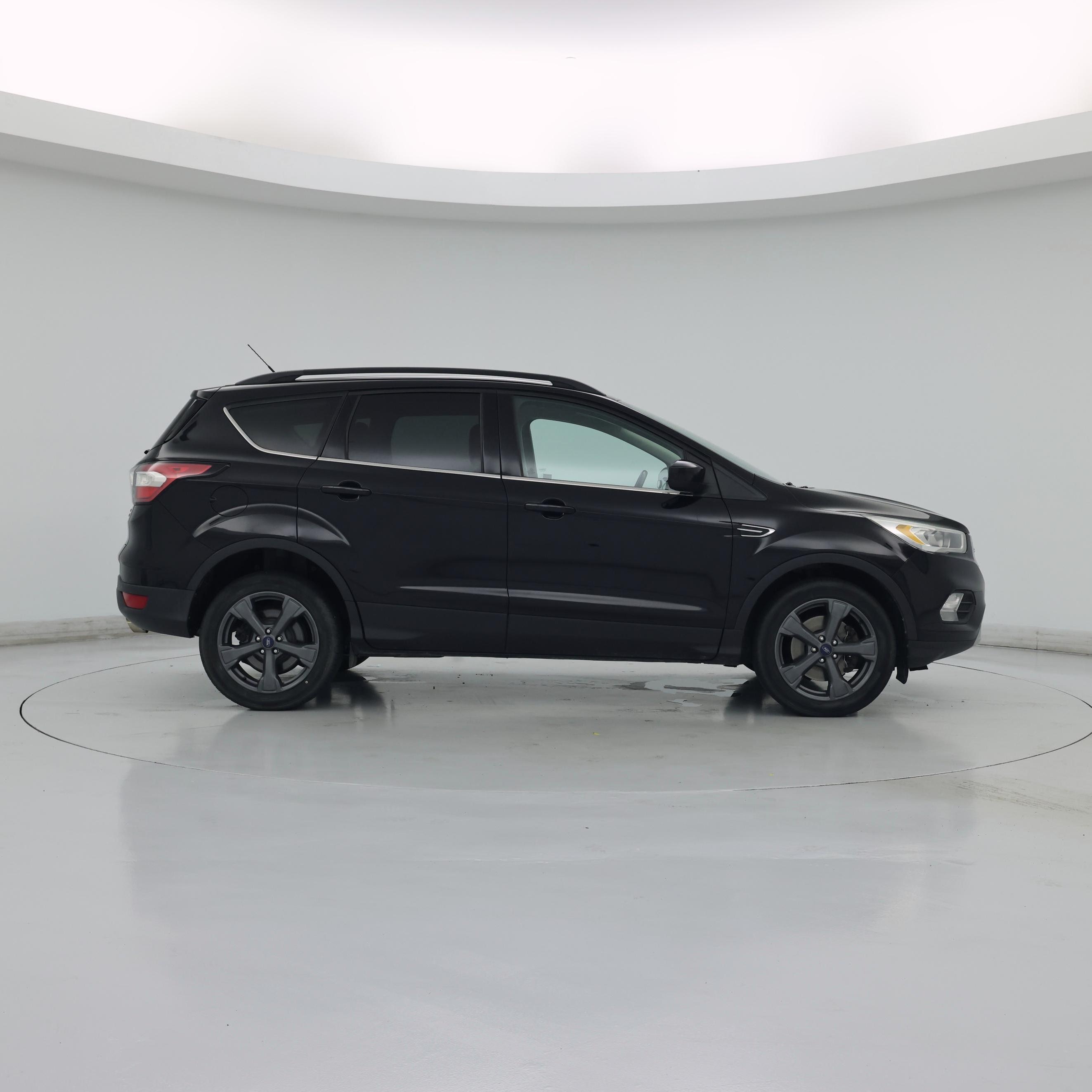 Thumbnail: 2017 Ford Escape - 7