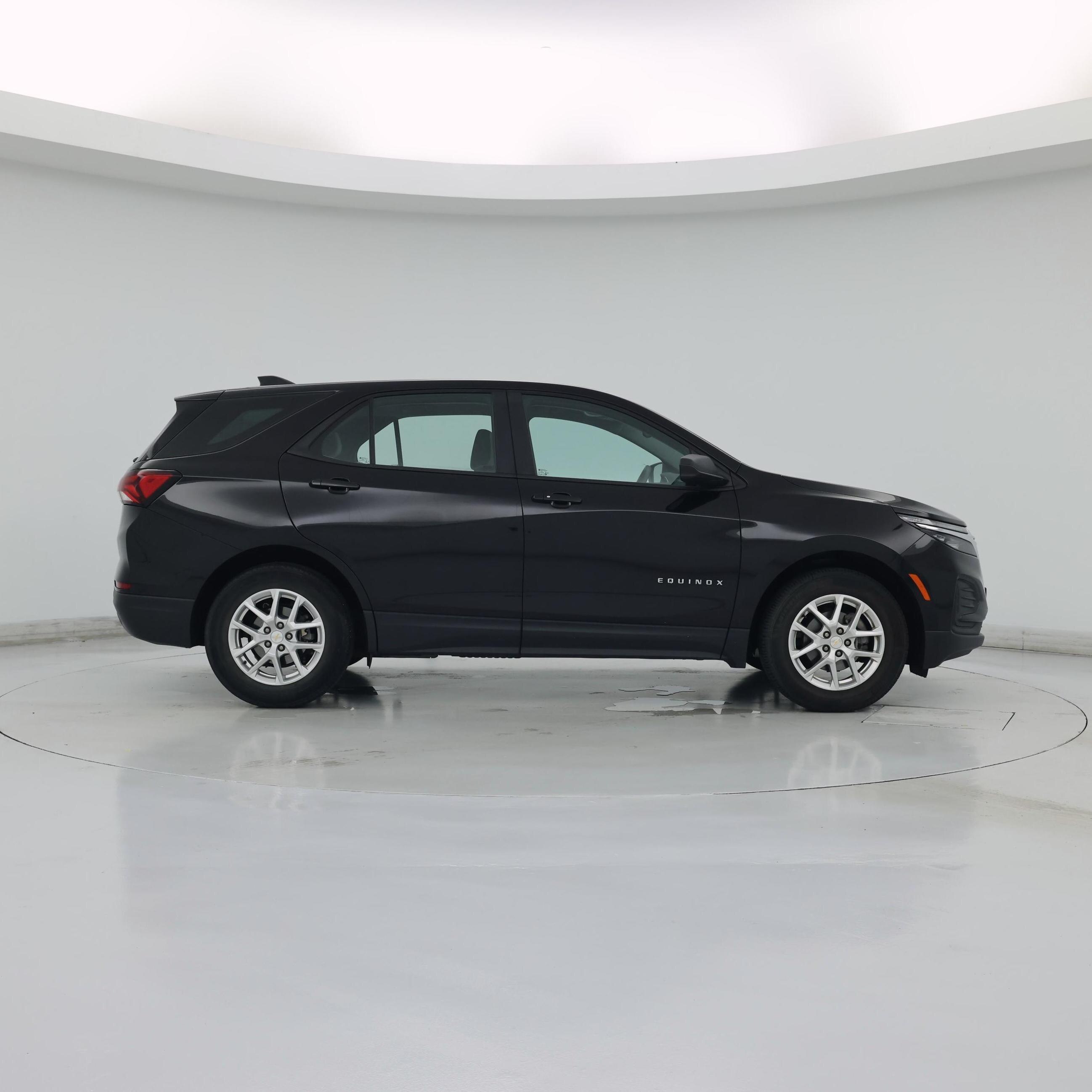 Thumbnail: 2023 Chevrolet Equinox - 7