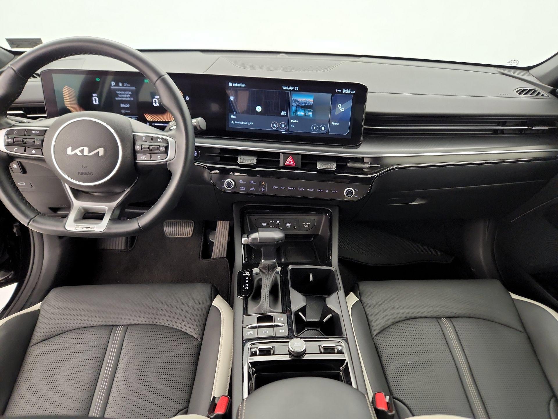 Thumbnail: 2025 Kia K5 - 9