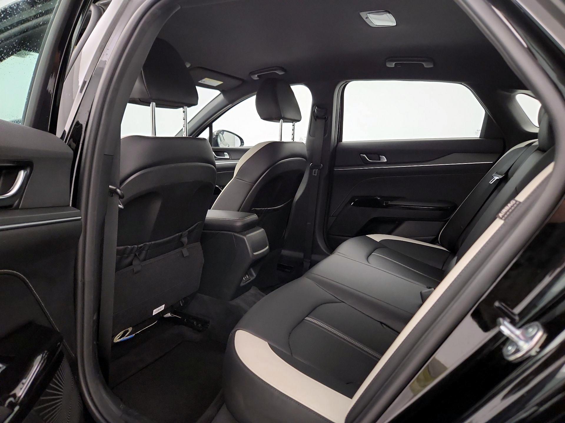 Thumbnail: 2025 Kia K5 - 19