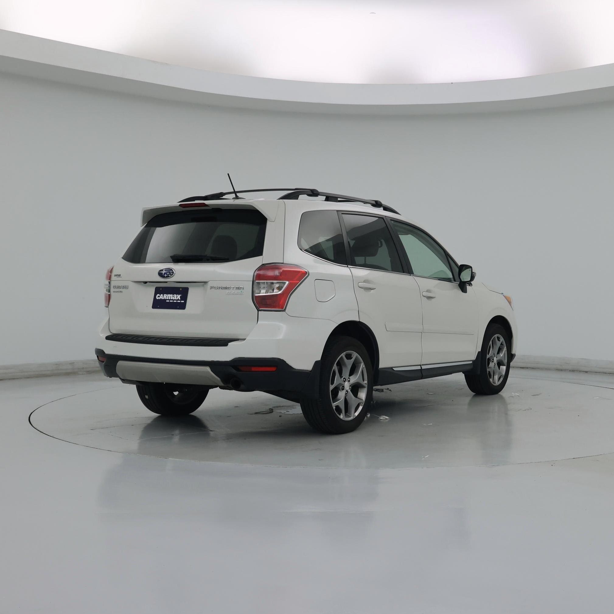 Thumbnail: 2015 Subaru Forester - 8