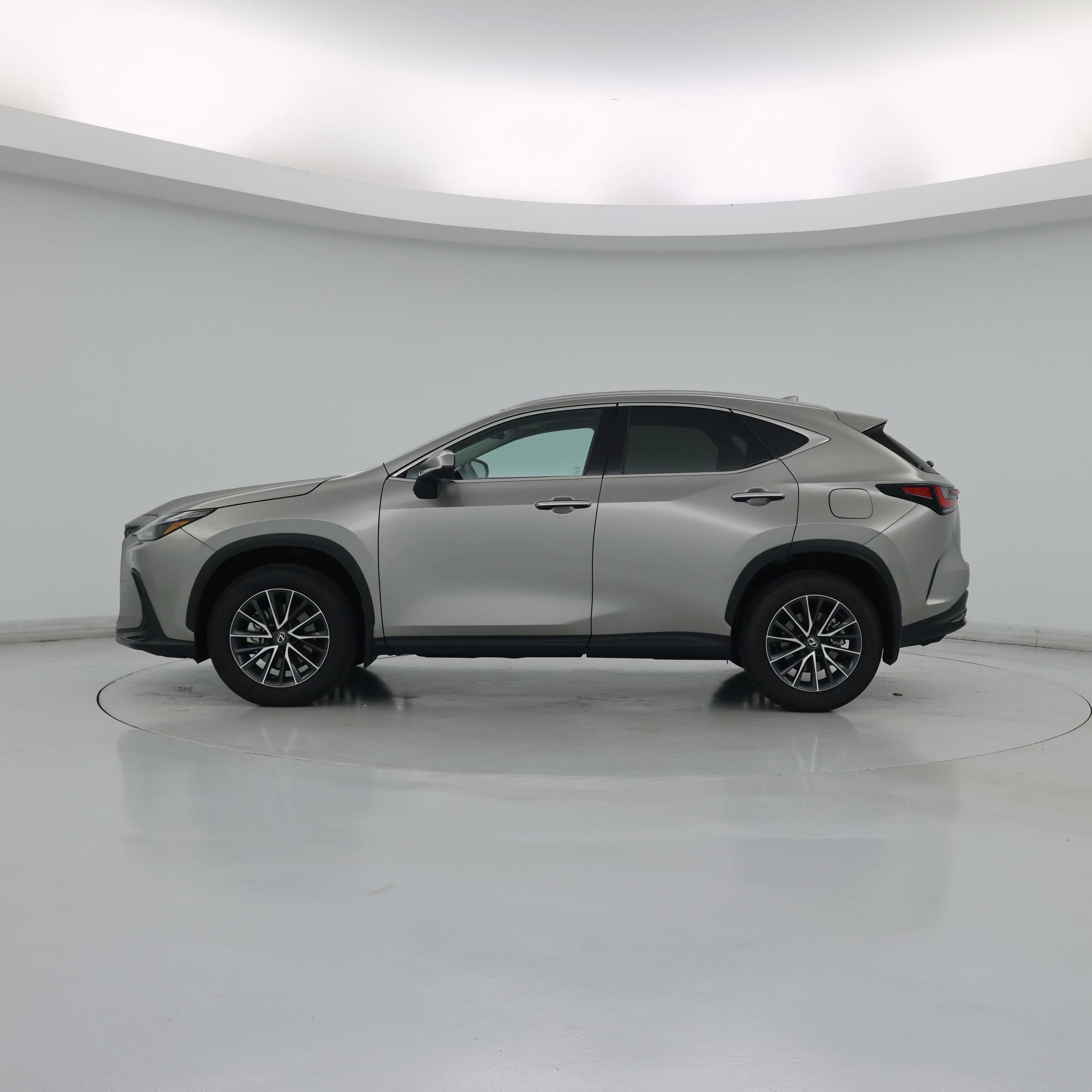 Thumbnail: 2025 Lexus NX - 3