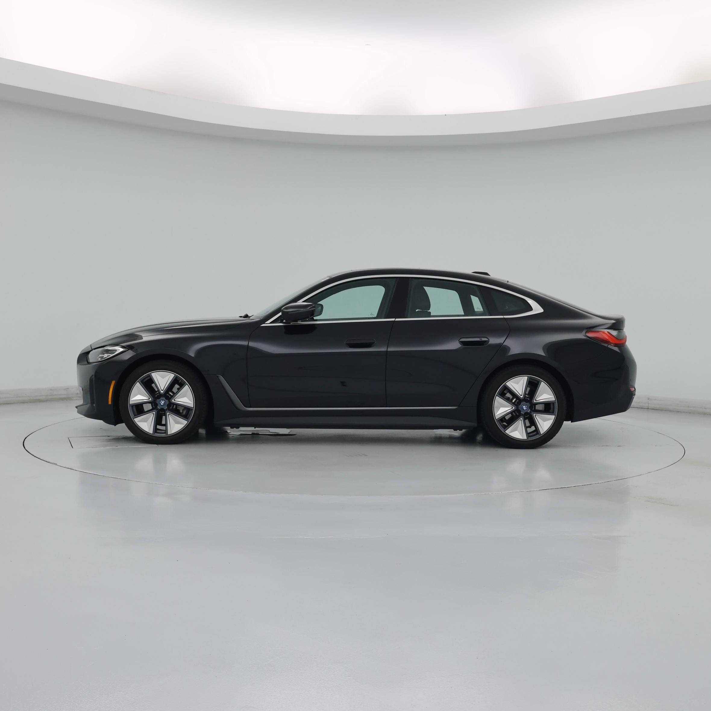 Thumbnail: 2024 BMW i4 - 3