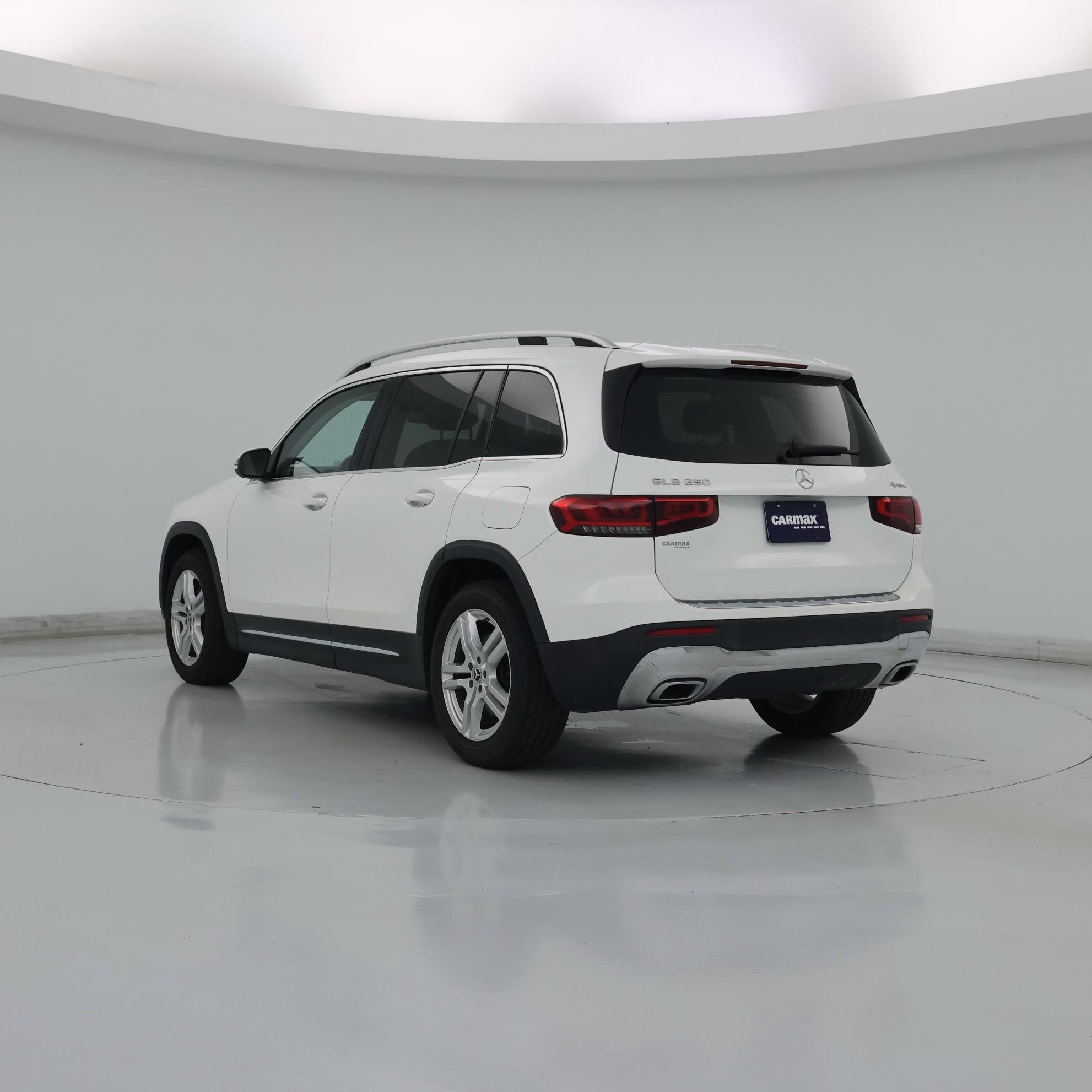 Thumbnail: 2020 Mercedes-Benz GLB - 2