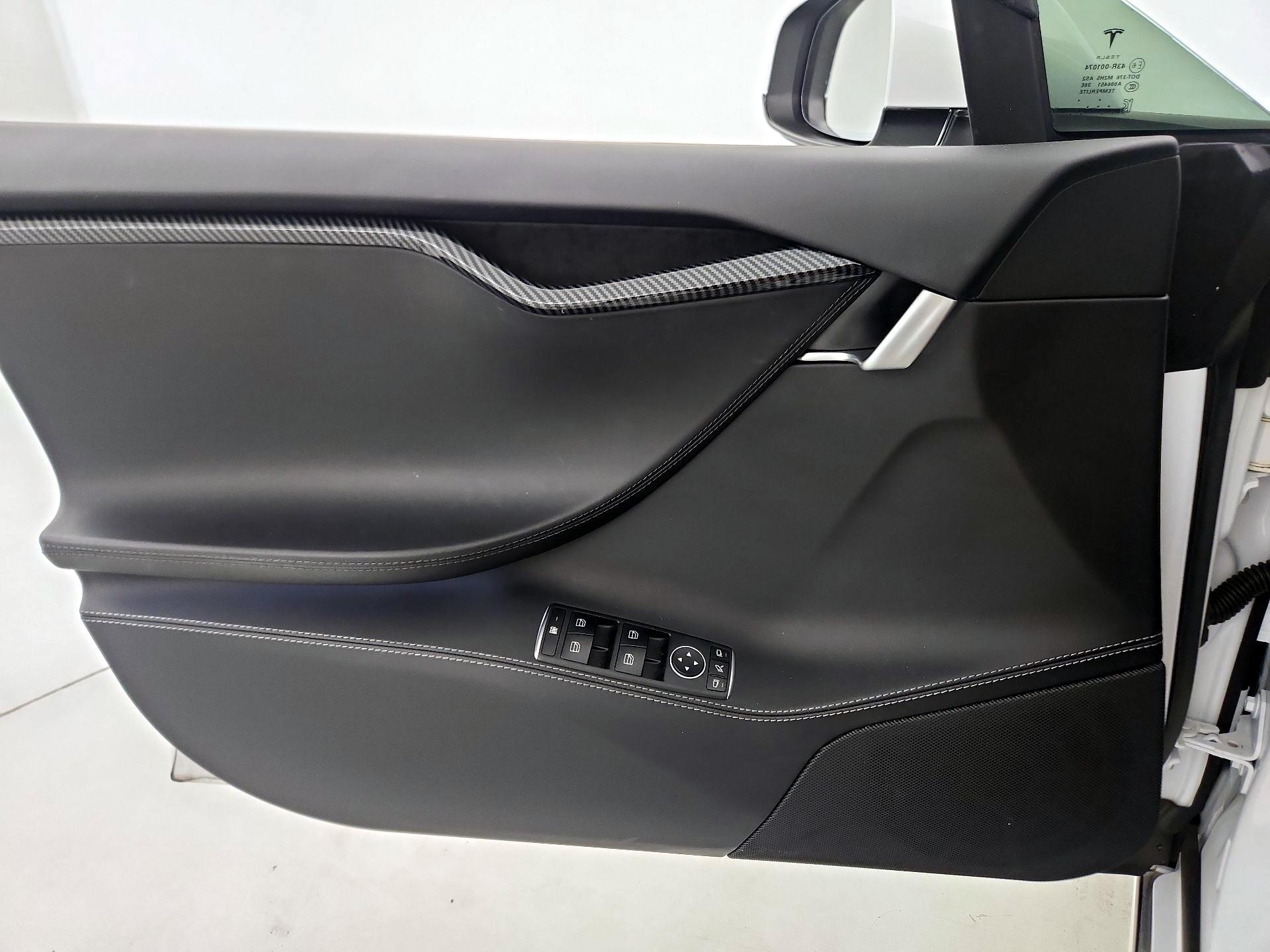 Thumbnail: 2021 Tesla Model S - 12