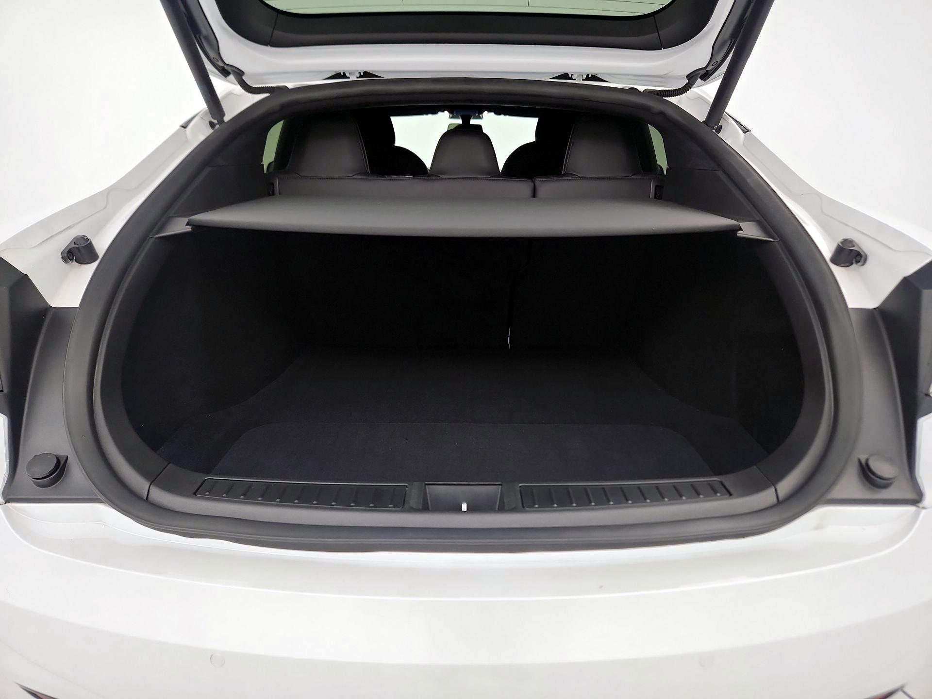 Thumbnail: 2021 Tesla Model S - 19