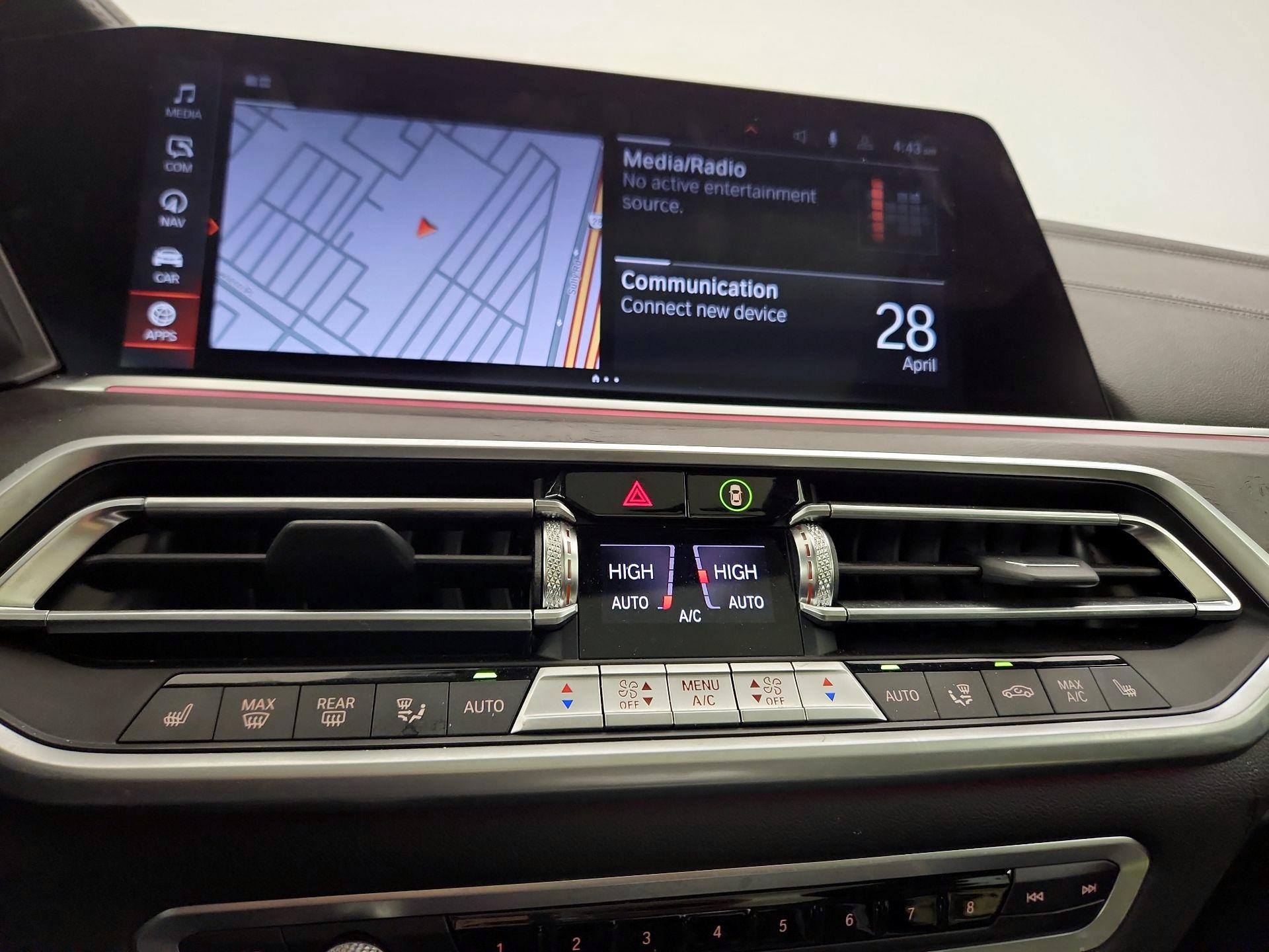 Thumbnail: 2022 BMW X5 - 17