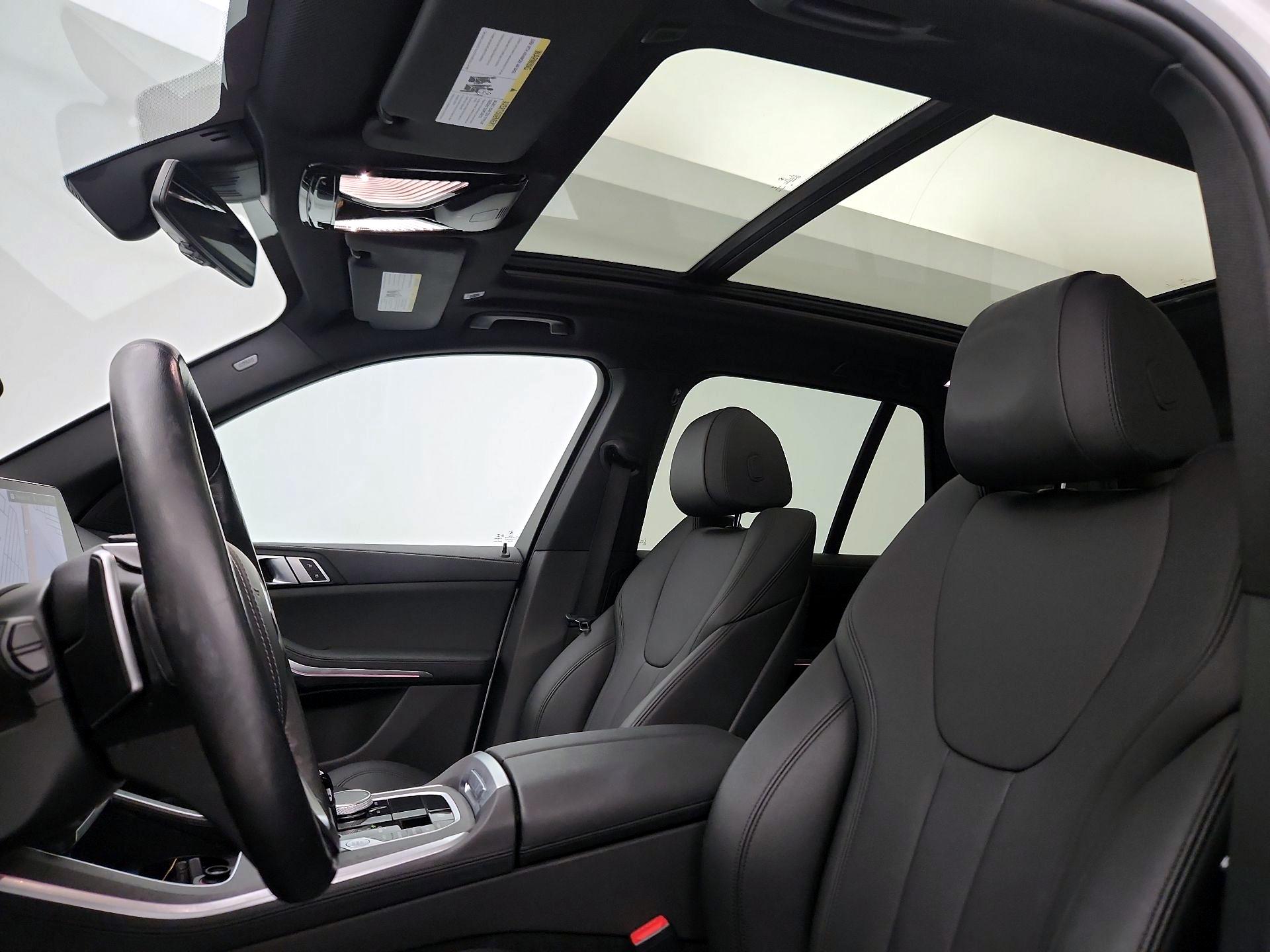 Thumbnail: 2022 BMW X5 - 20