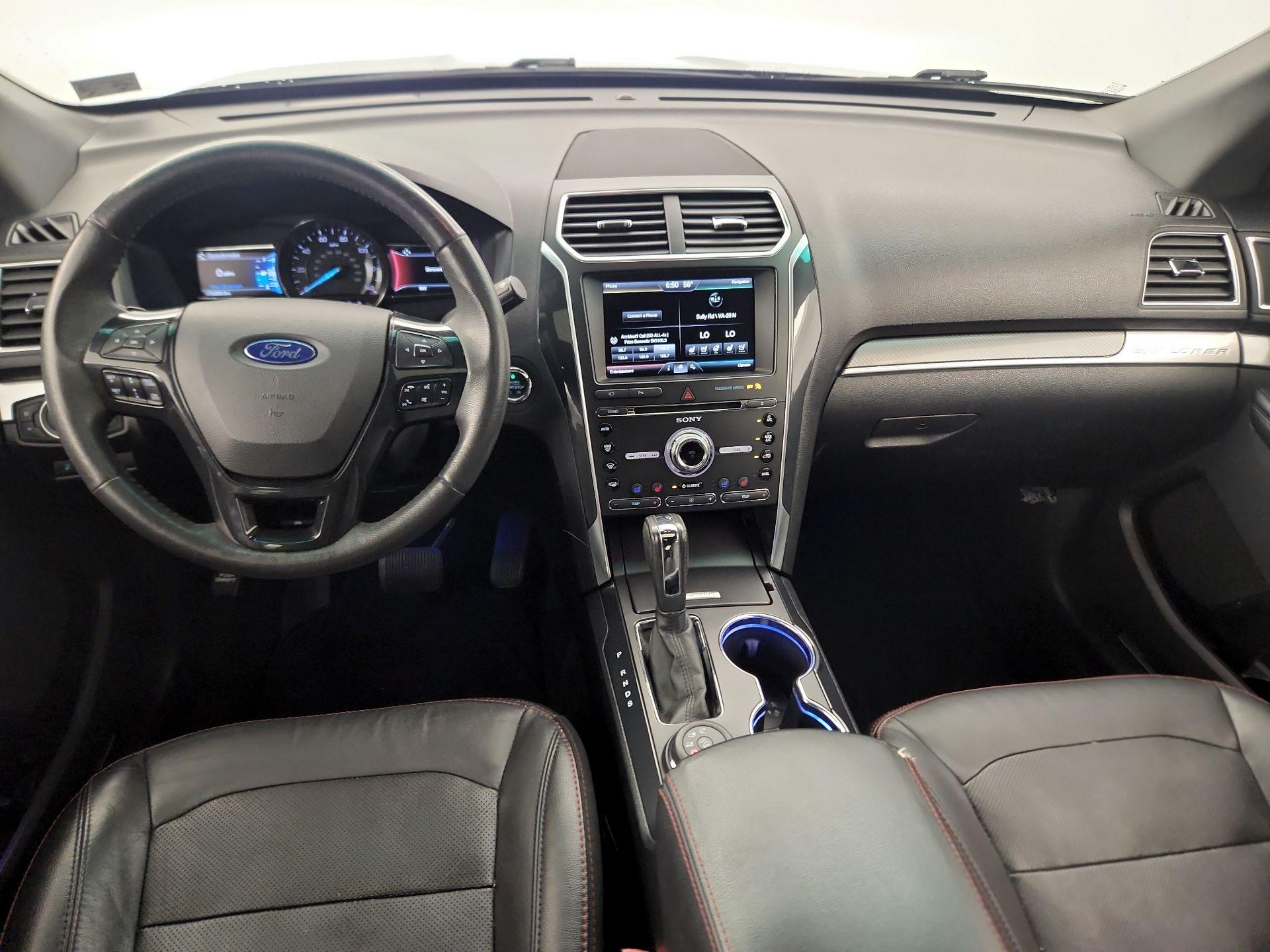 Thumbnail: 2016 Ford Explorer - 9