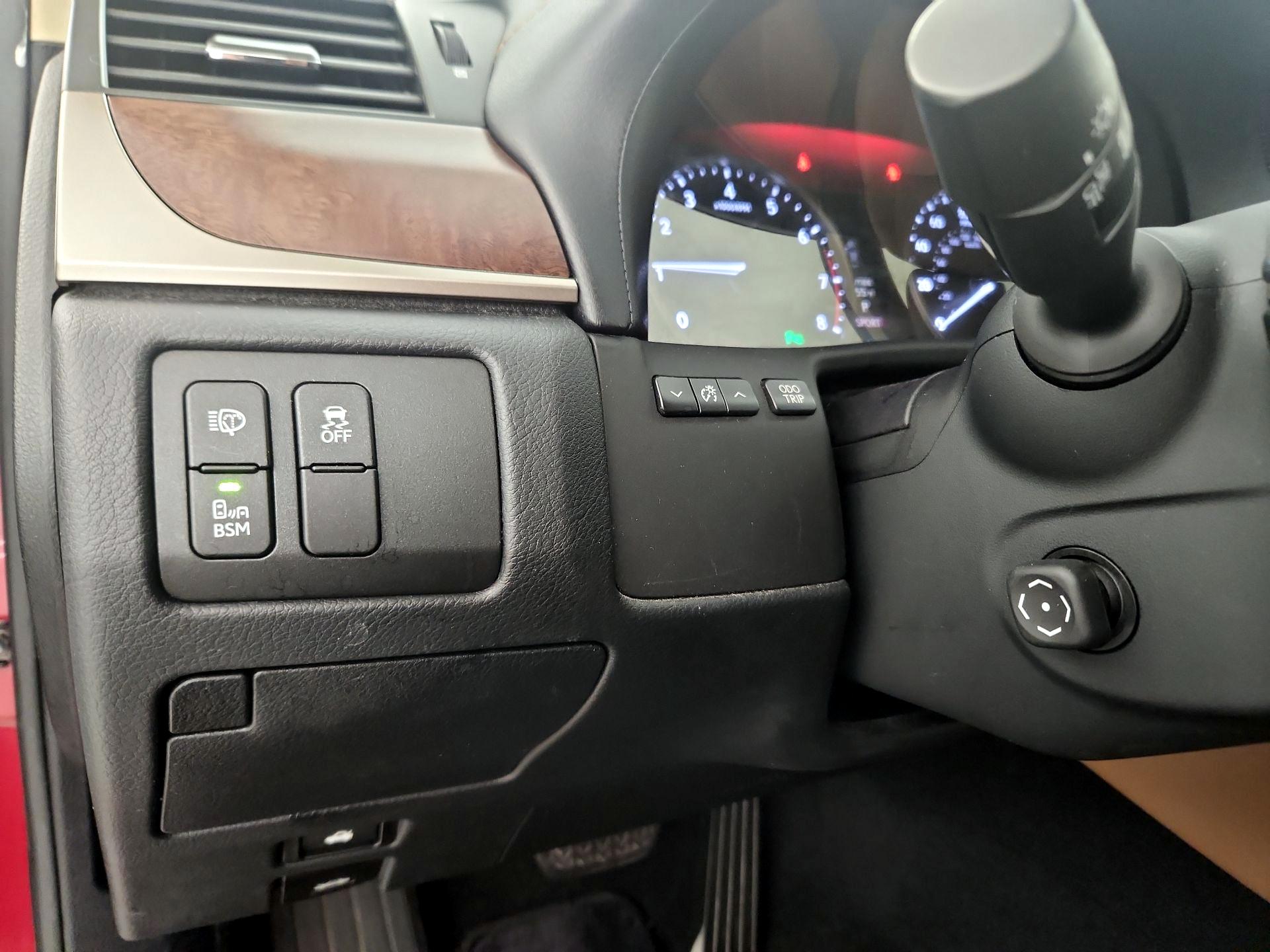 Thumbnail: 2014 Lexus GS - 13