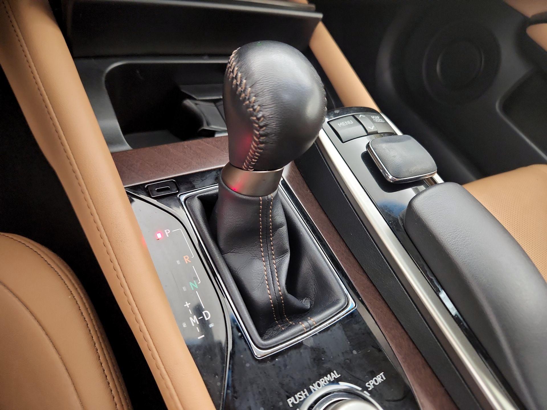 Thumbnail: 2014 Lexus GS - 16