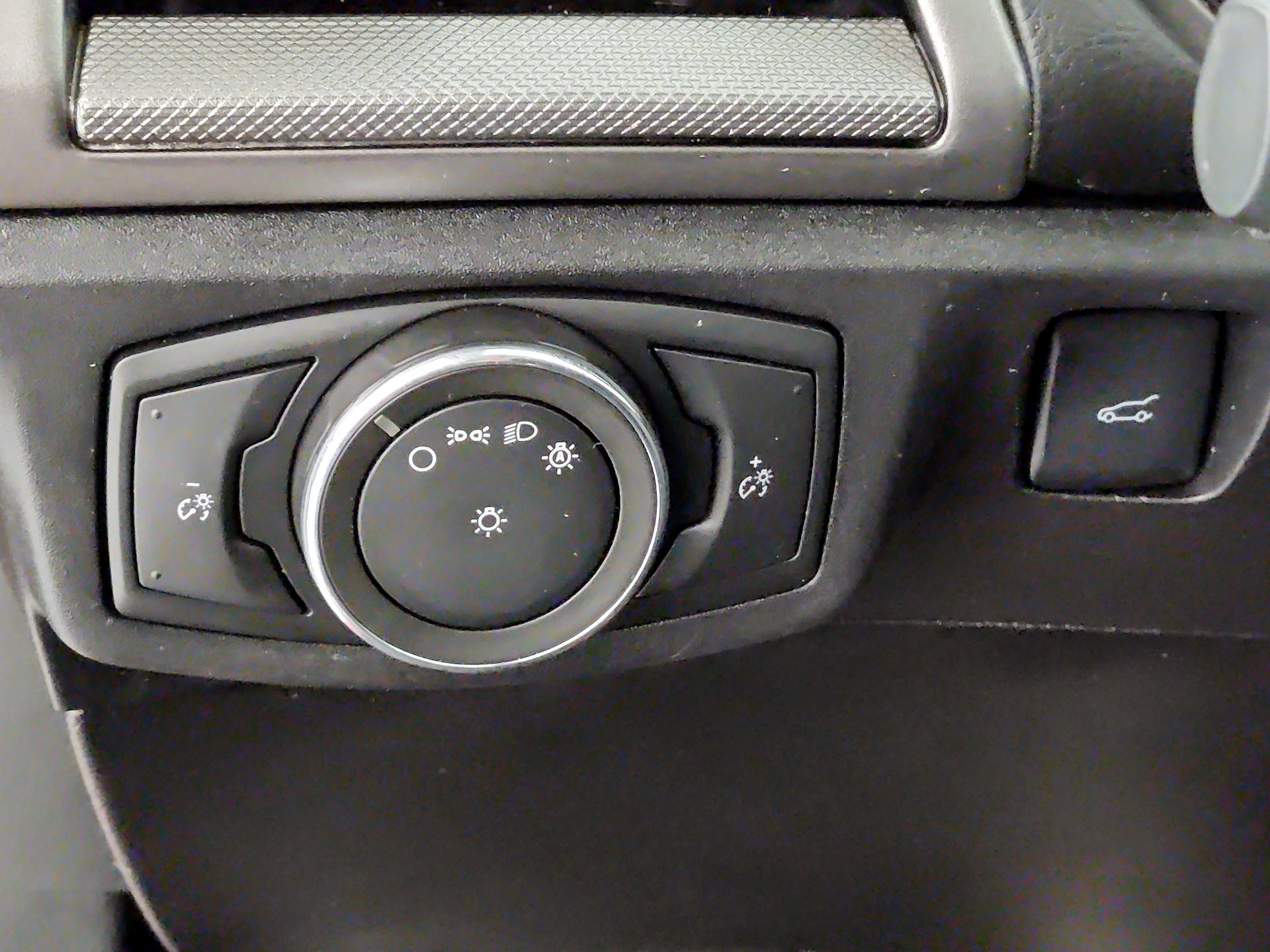 Thumbnail: 2018 Ford Fusion - 12