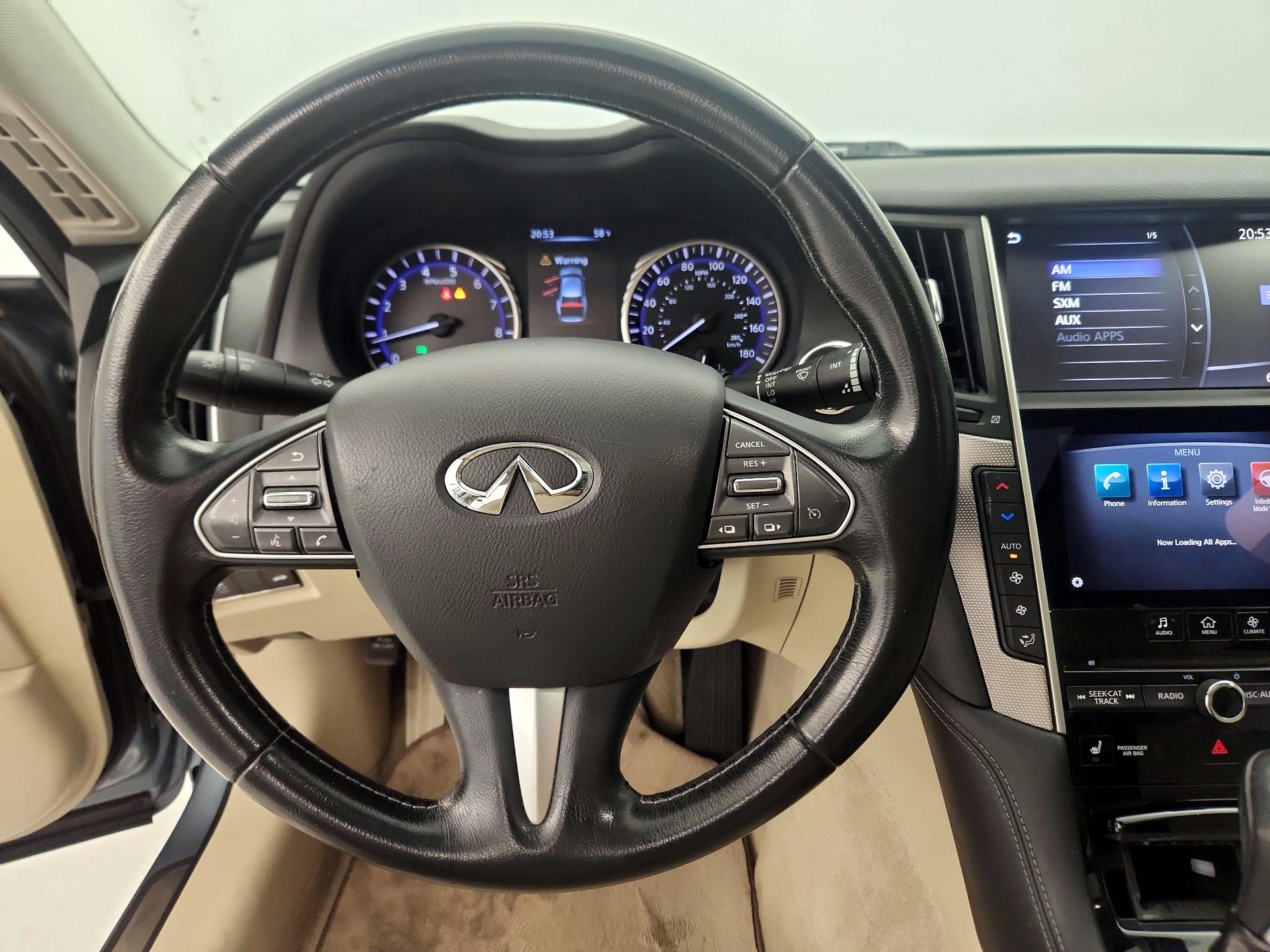 Thumbnail: 2015 INFINITI Q50 - 10