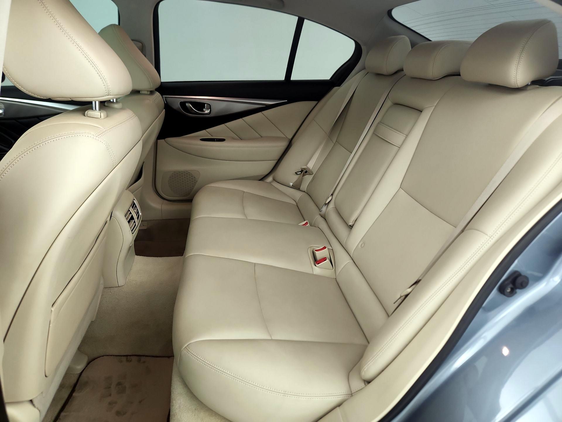 Thumbnail: 2015 INFINITI Q50 - 20