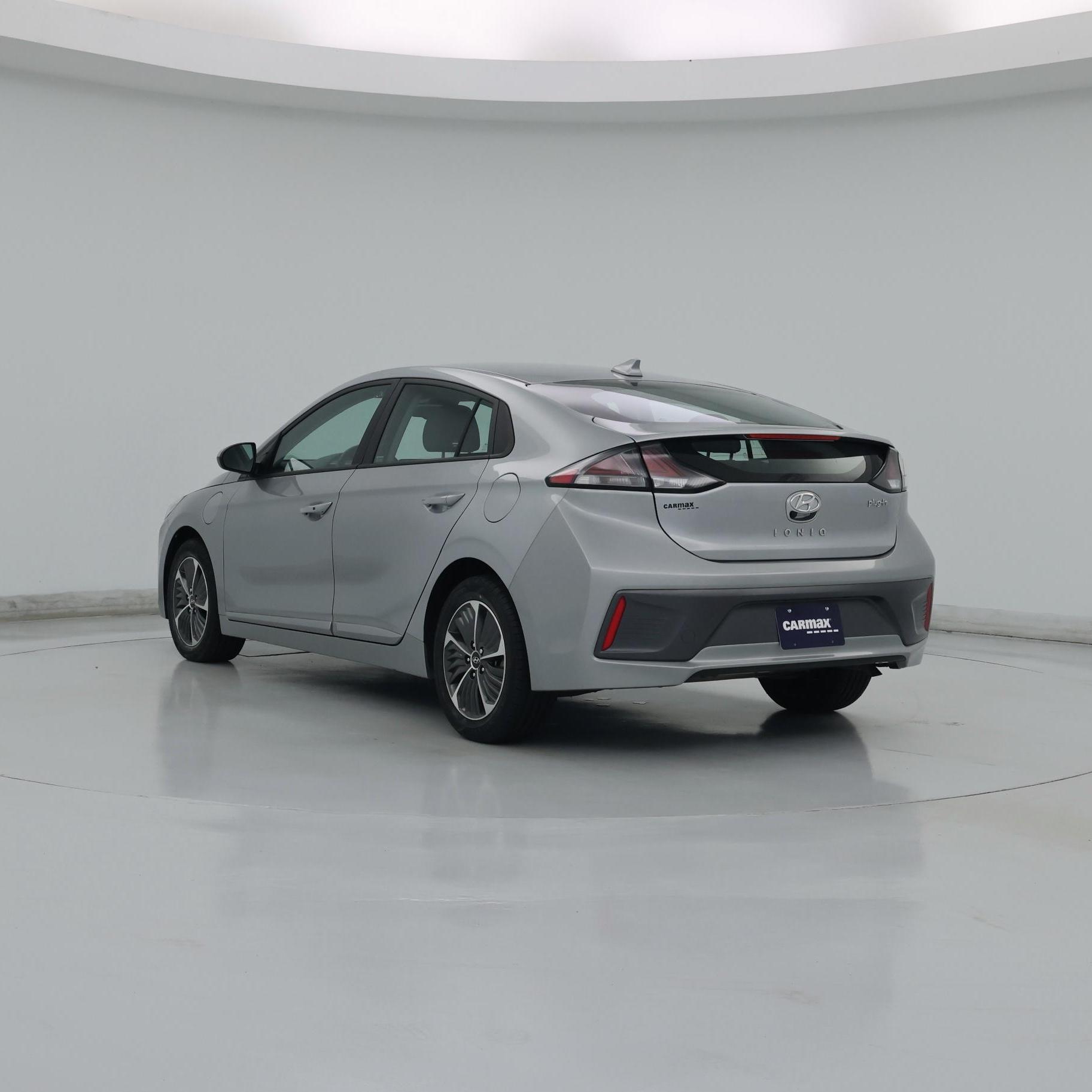 Thumbnail: 2022 Hyundai Ioniq - 2