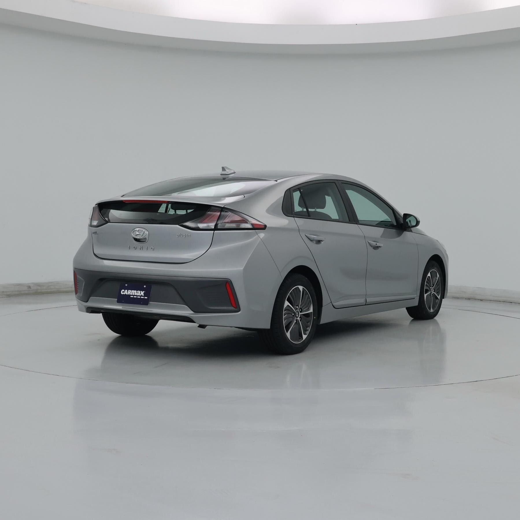 Thumbnail: 2022 Hyundai Ioniq - 8