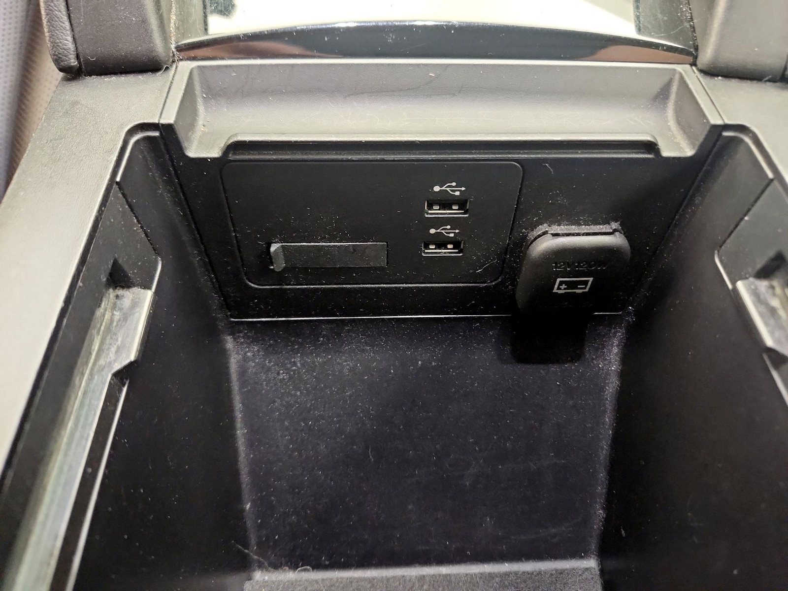 2022 Mazda Mazda3 Premium - Photo 19