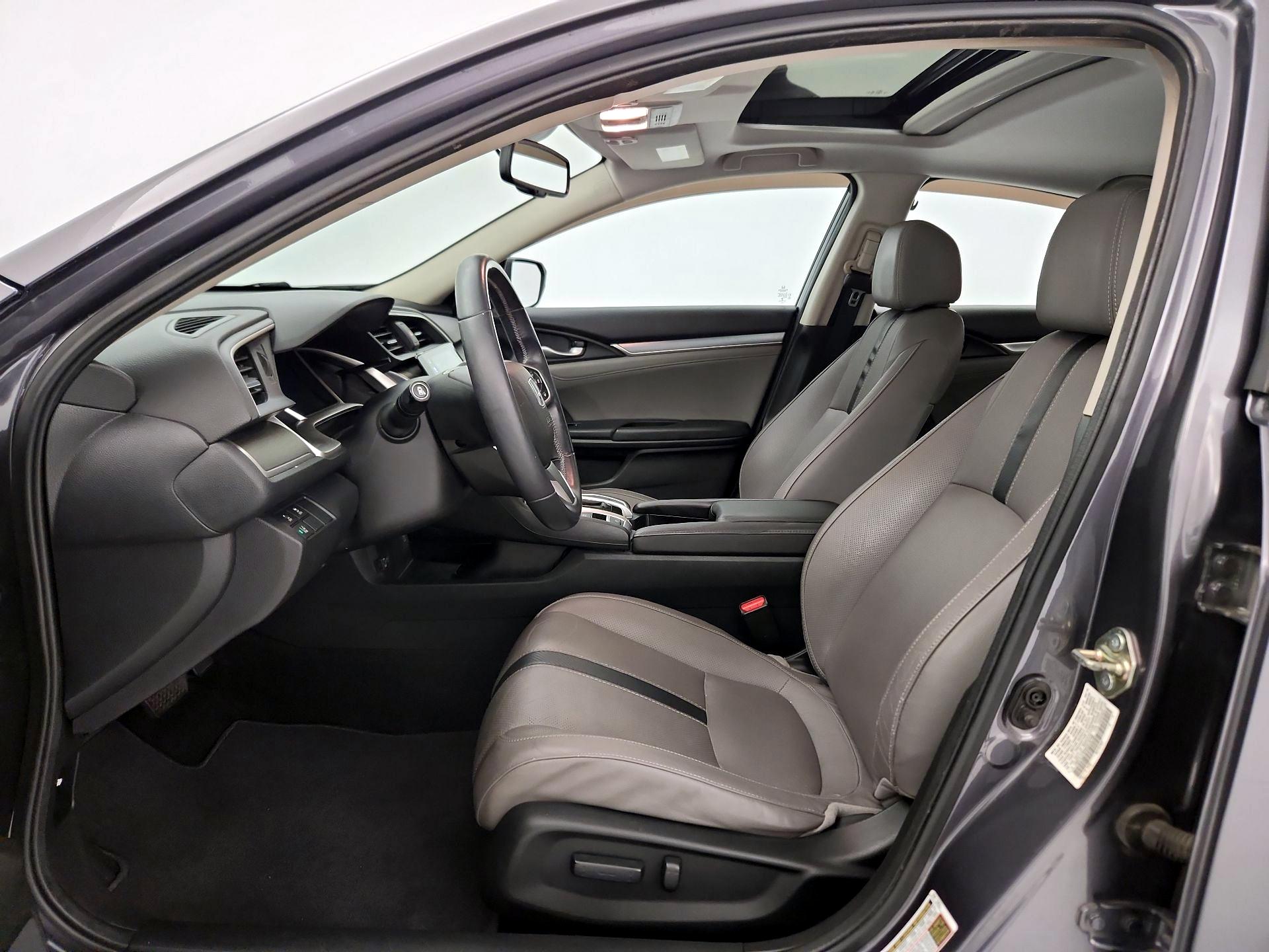 Thumbnail: 2016 Honda Civic - 11
