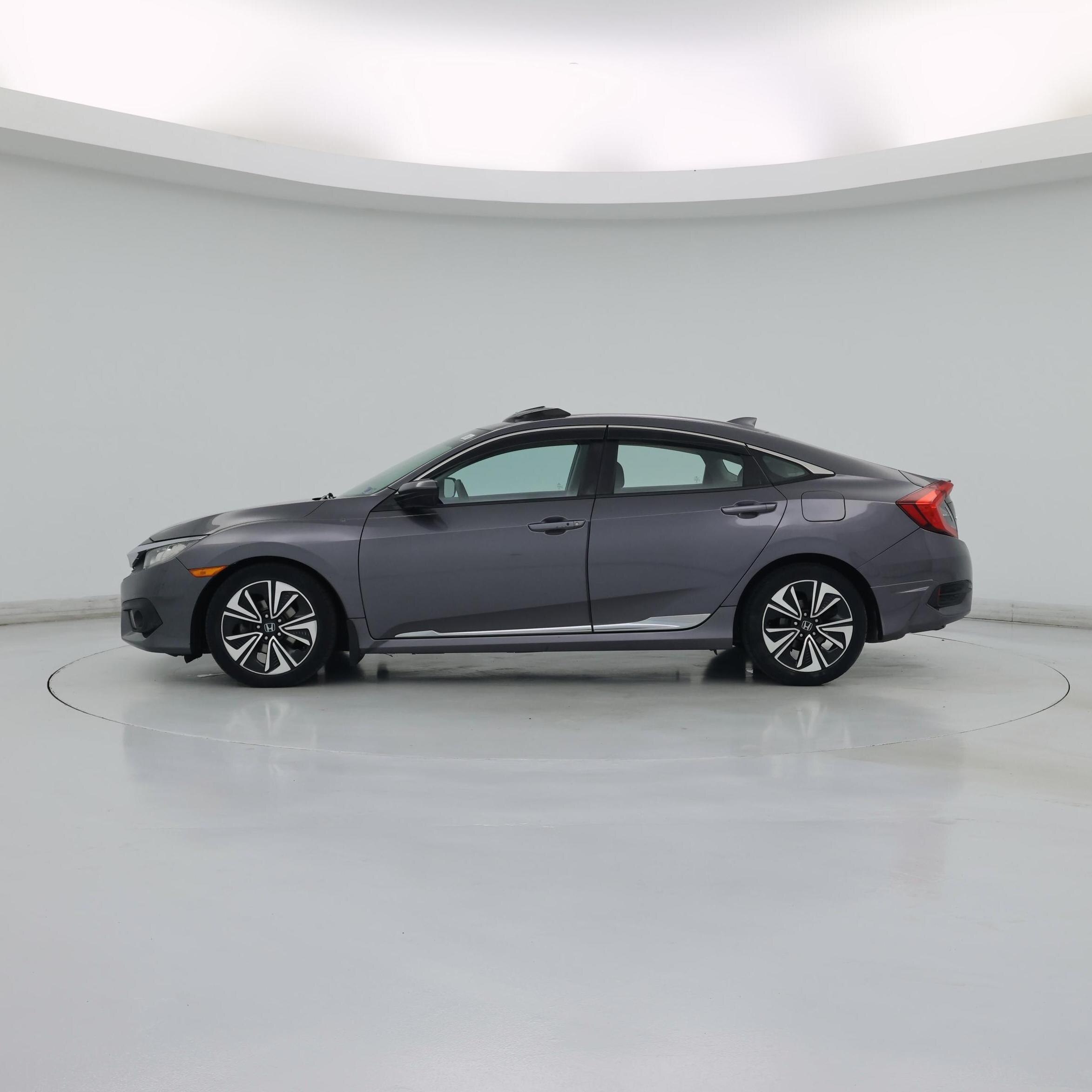 Thumbnail: 2016 Honda Civic - 3