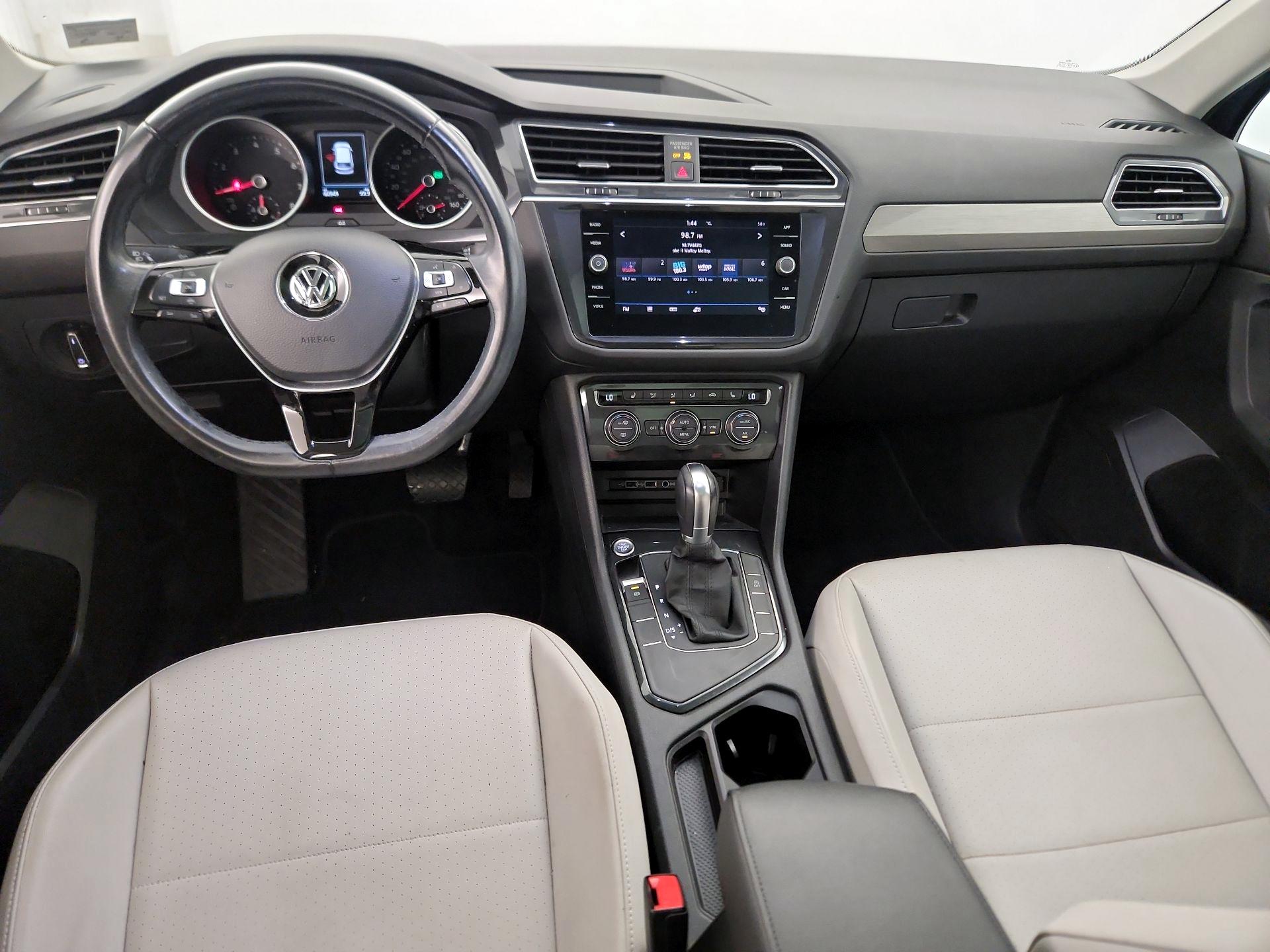 Thumbnail: 2019 Volkswagen Tiguan - 9