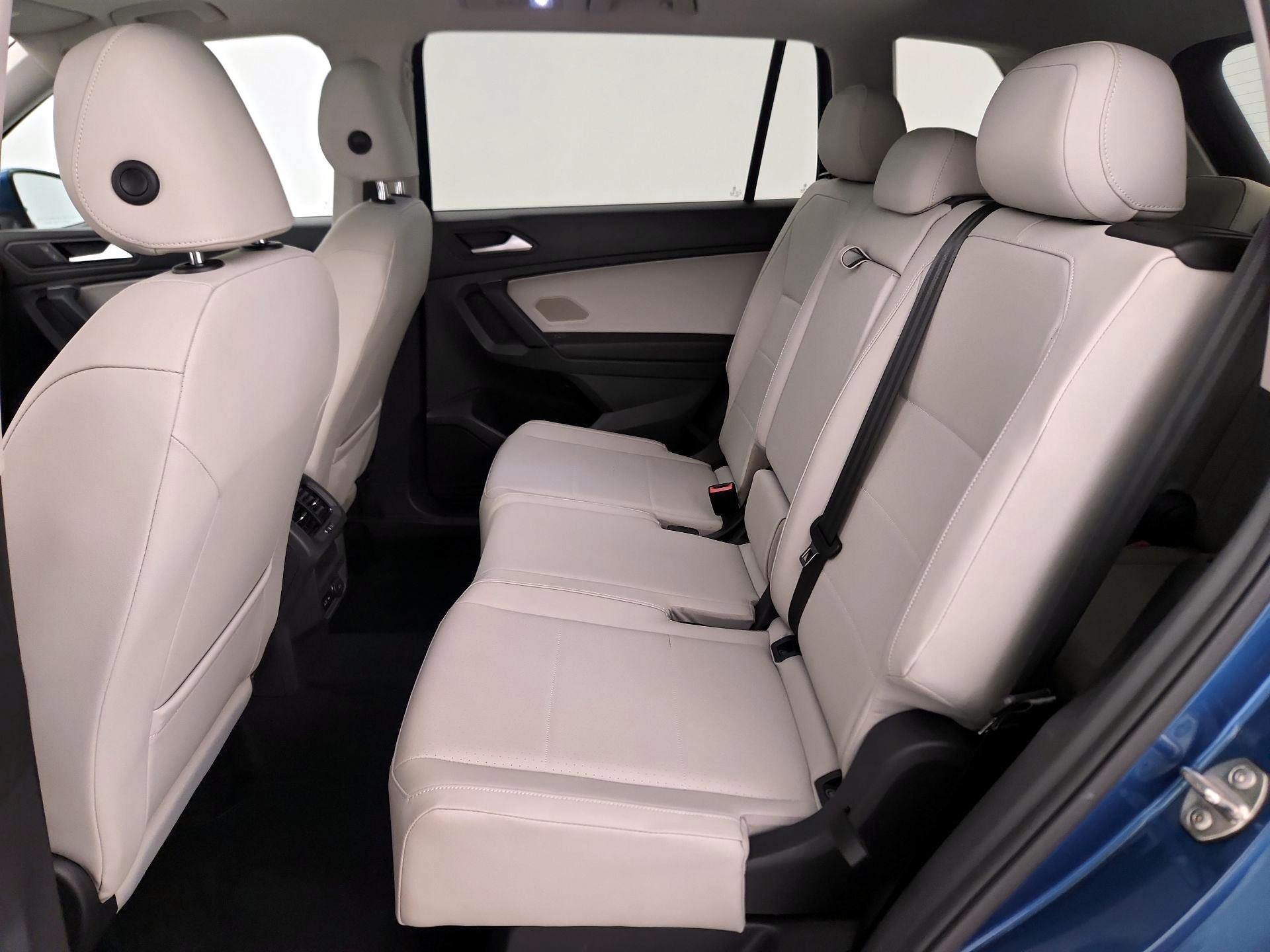 Thumbnail: 2019 Volkswagen Tiguan - 20