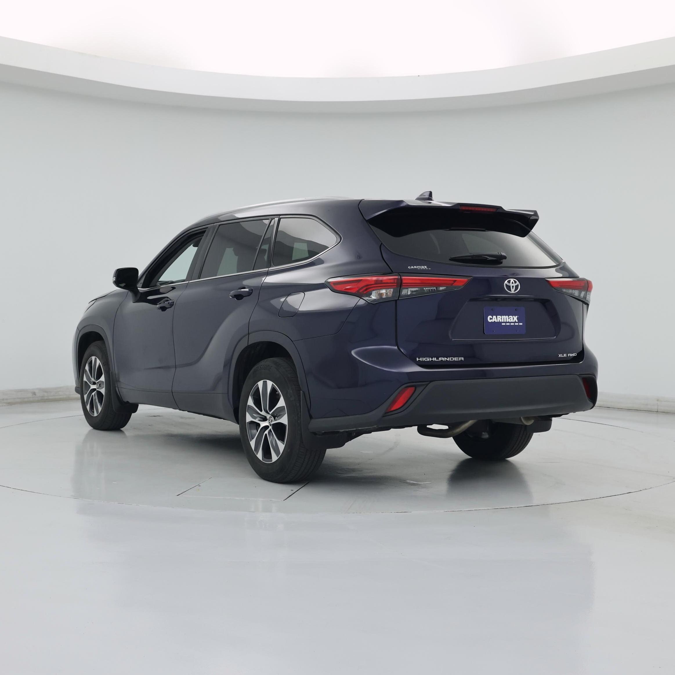 Thumbnail: 2022 Toyota Highlander - 2