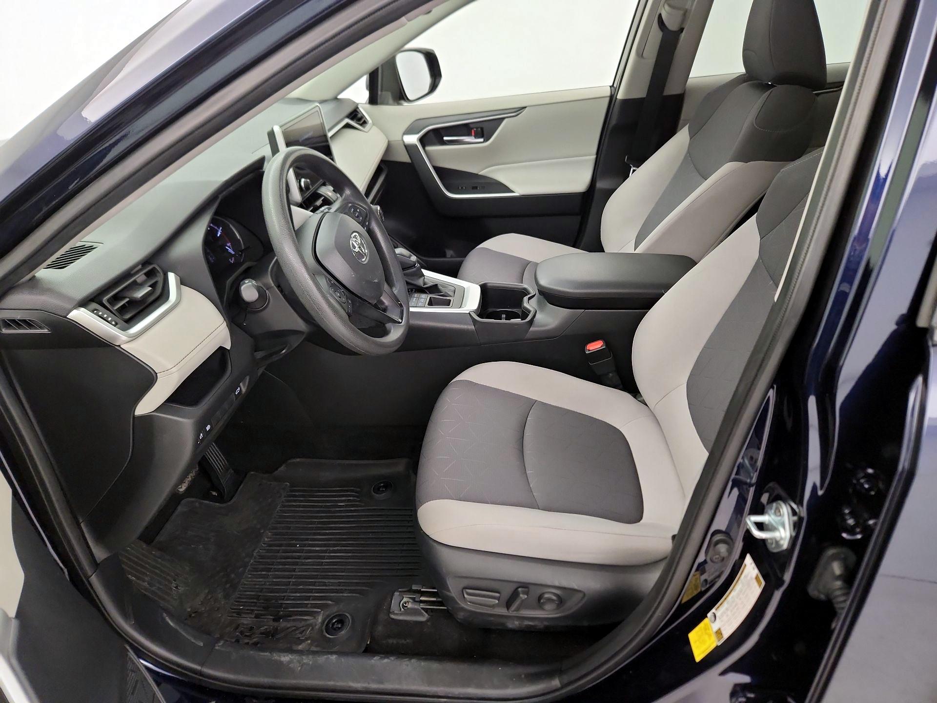 Thumbnail: 2023 Toyota RAV4 - 11