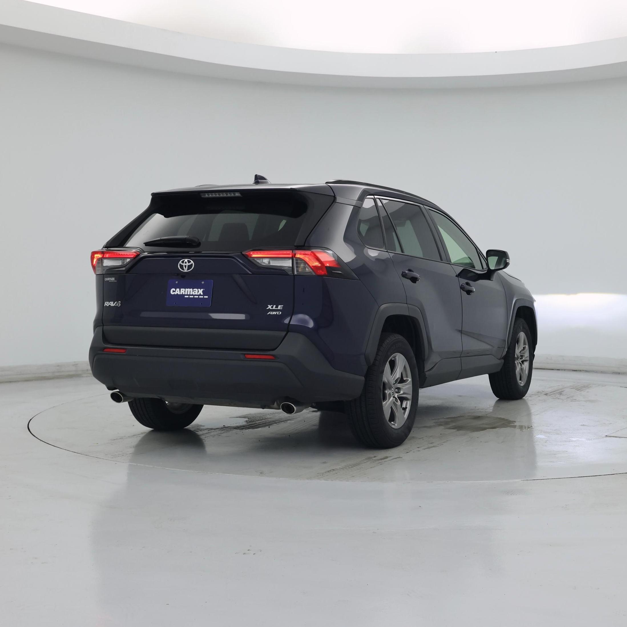 Thumbnail: 2023 Toyota RAV4 - 8