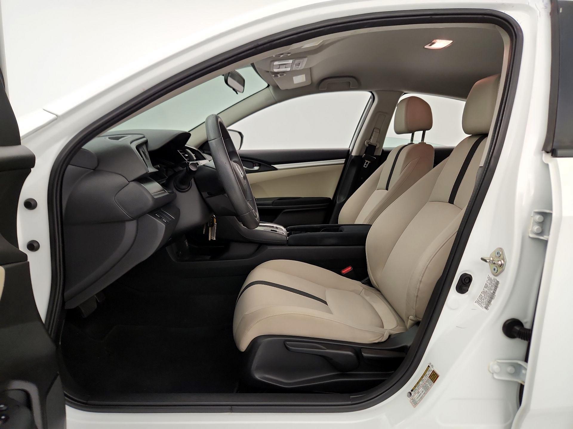 Thumbnail: 2016 Honda Civic - 11