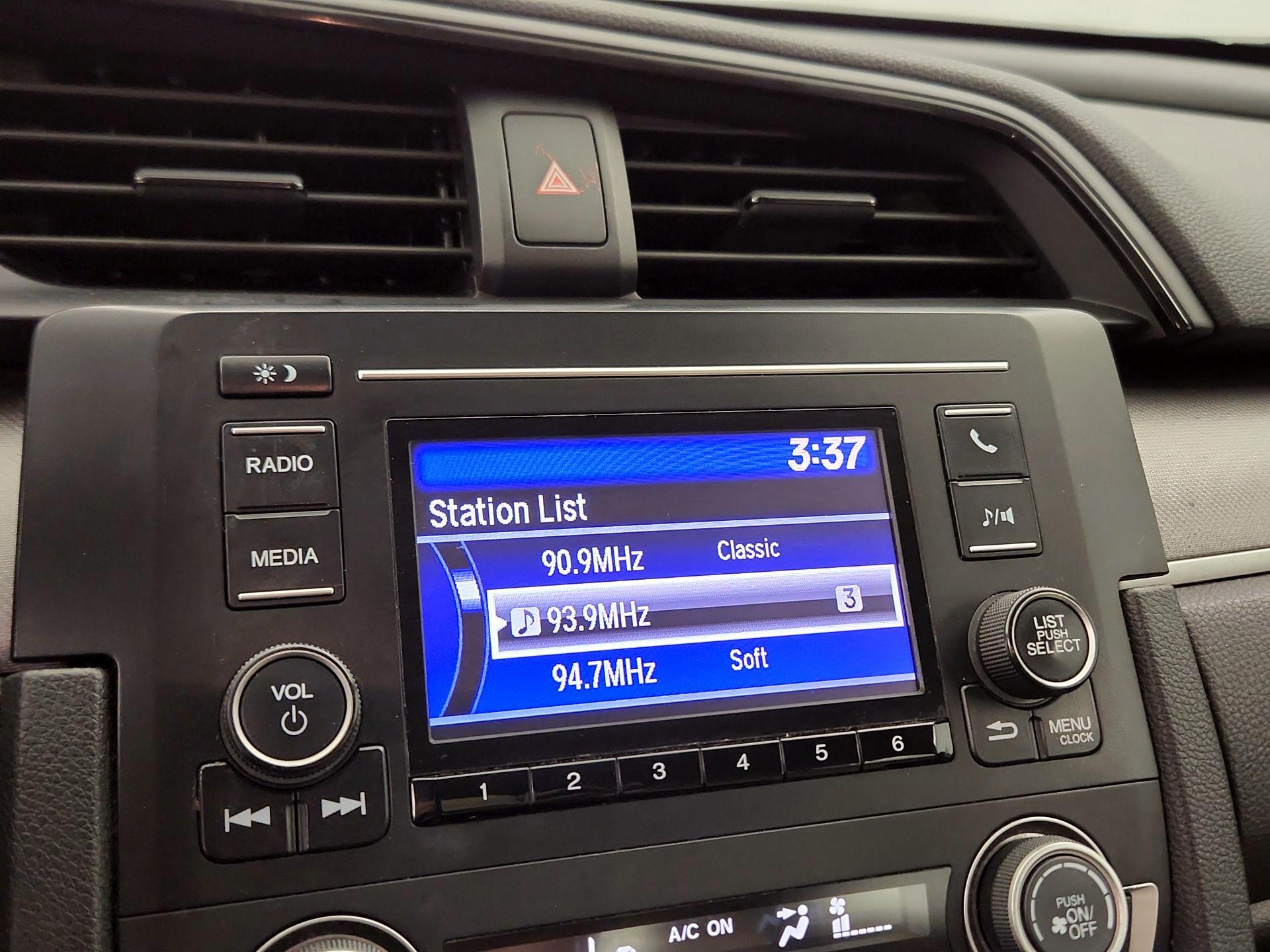 Thumbnail: 2016 Honda Civic - 15