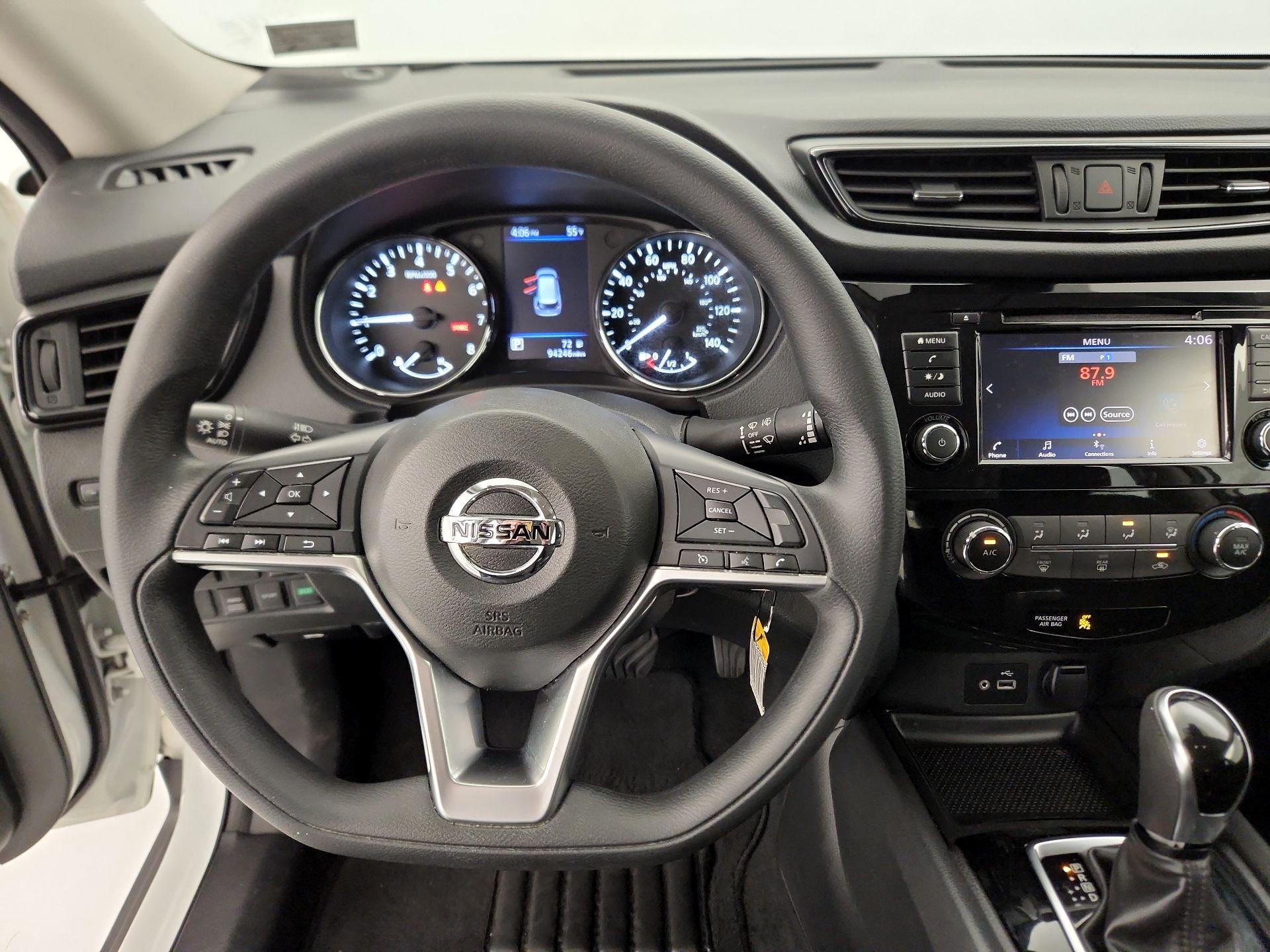 Thumbnail: 2019 Nissan Rogue - 10