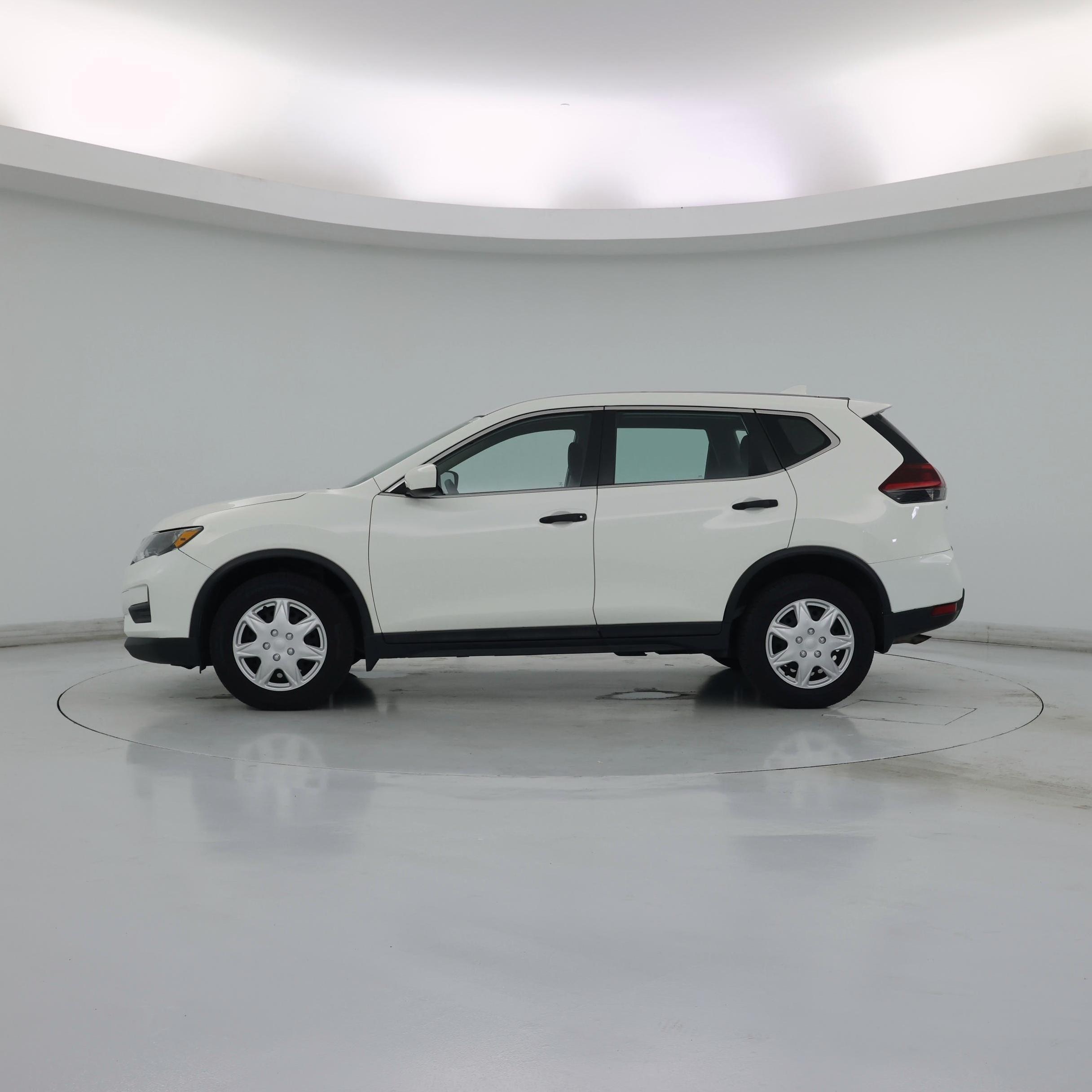 Thumbnail: 2019 Nissan Rogue - 3