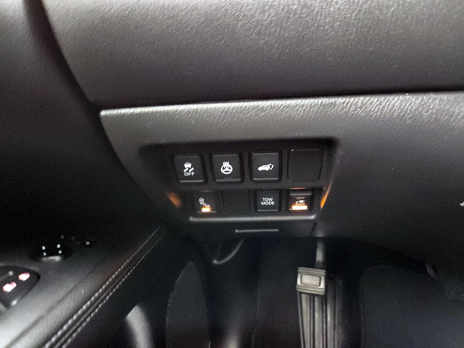 Thumbnail: 2019 Nissan Pathfinder - 13