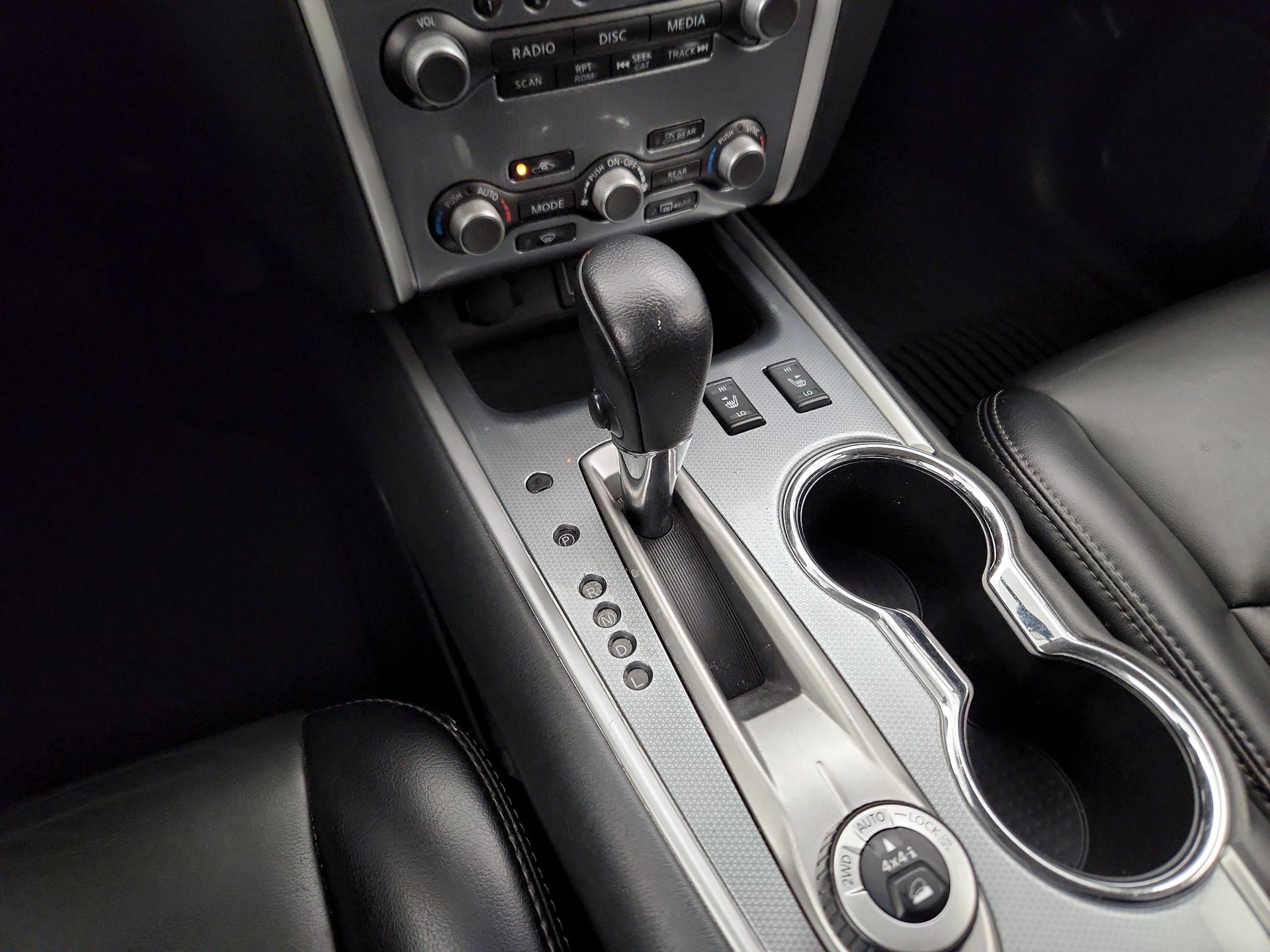 Thumbnail: 2019 Nissan Pathfinder - 17